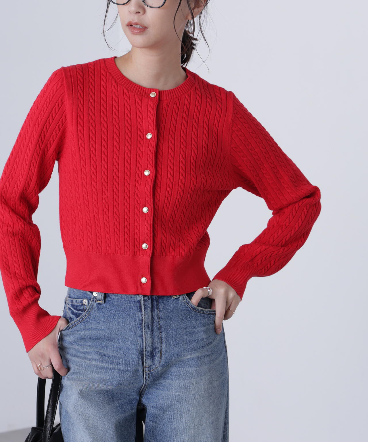 金ボタンミニケーブルカーディガン