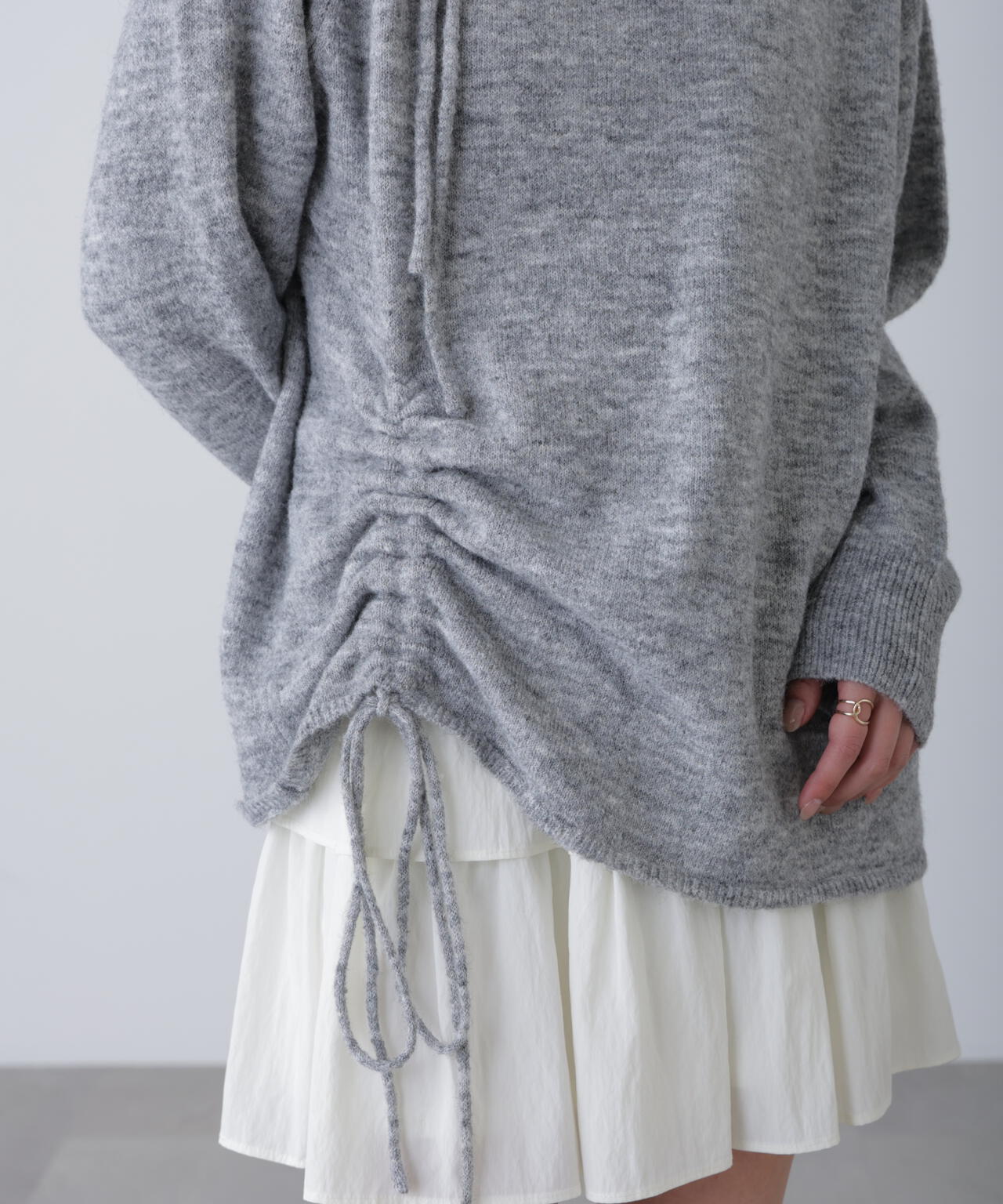 ワンショルルーズニット