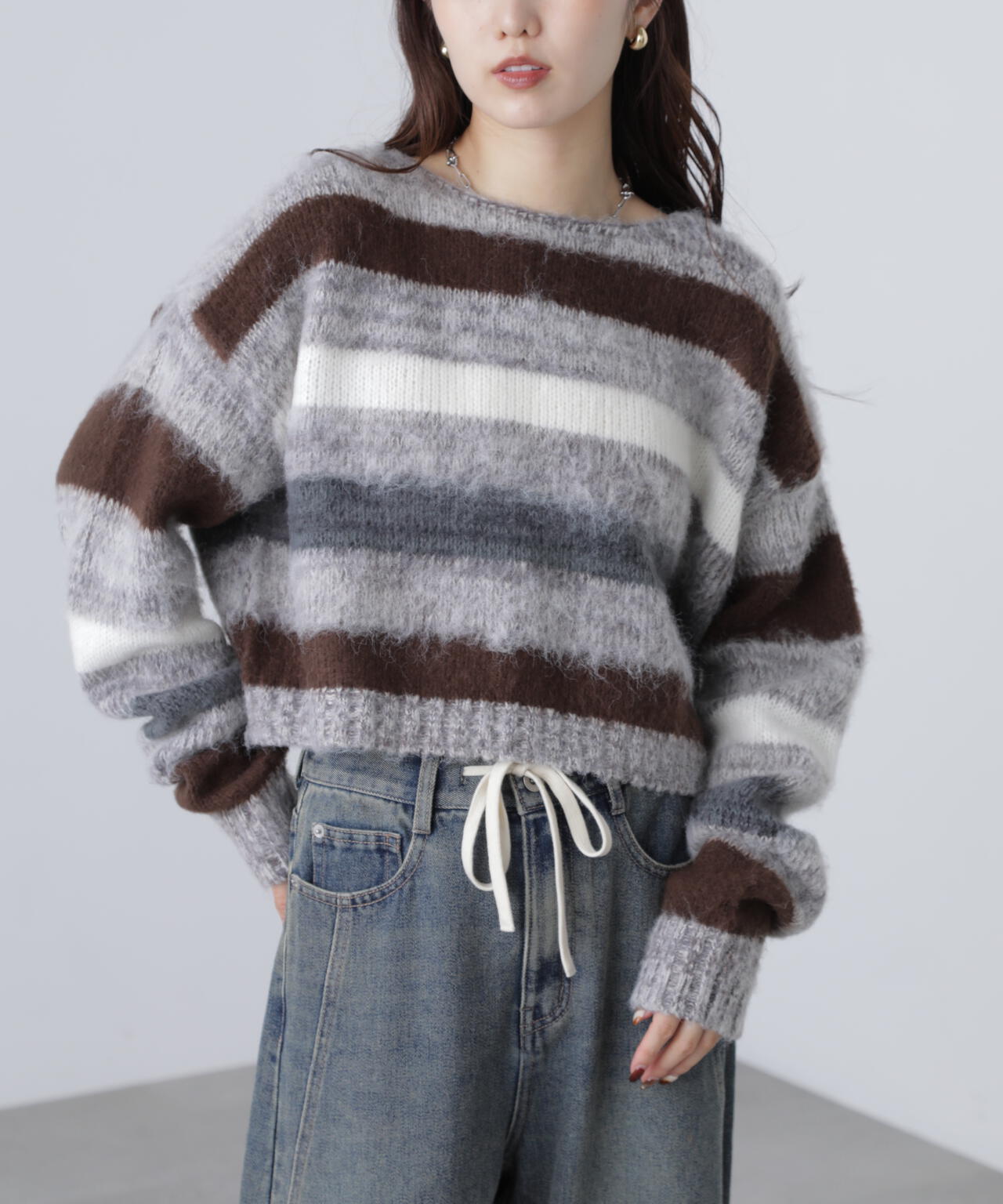 マルチボーダー短丈ニット