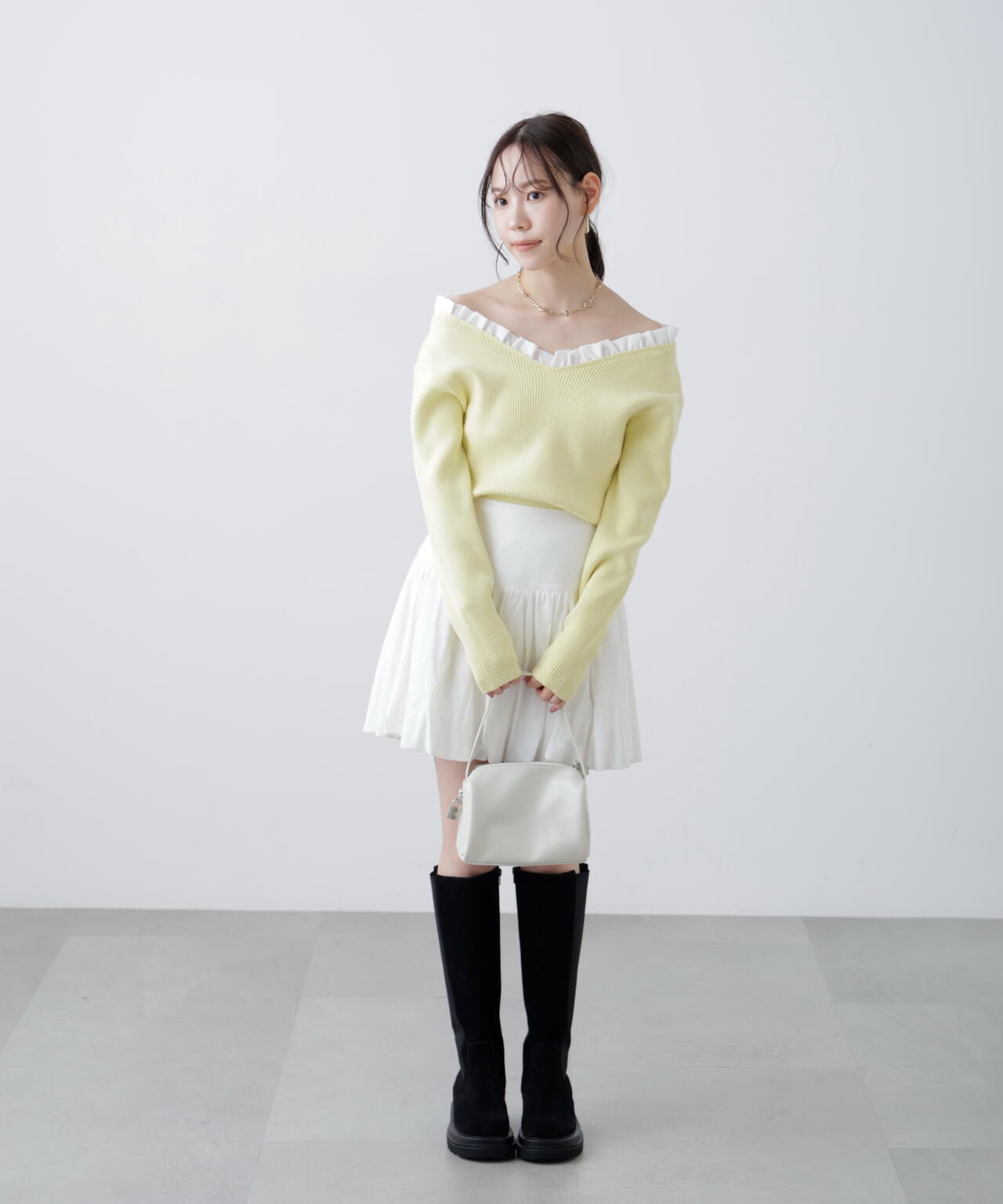 【RIO企画】フリルドッキングVネックニット〈MFM〉