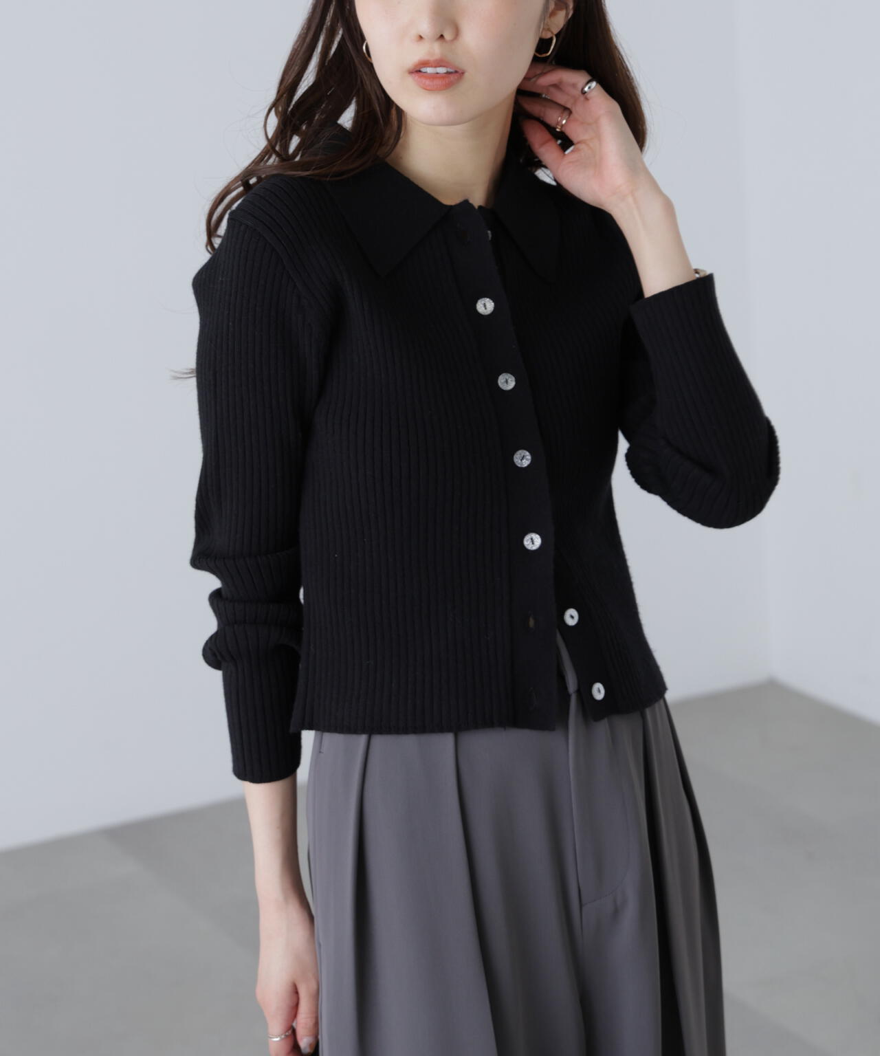 〈MFM〉きらきらボタン襟ニット