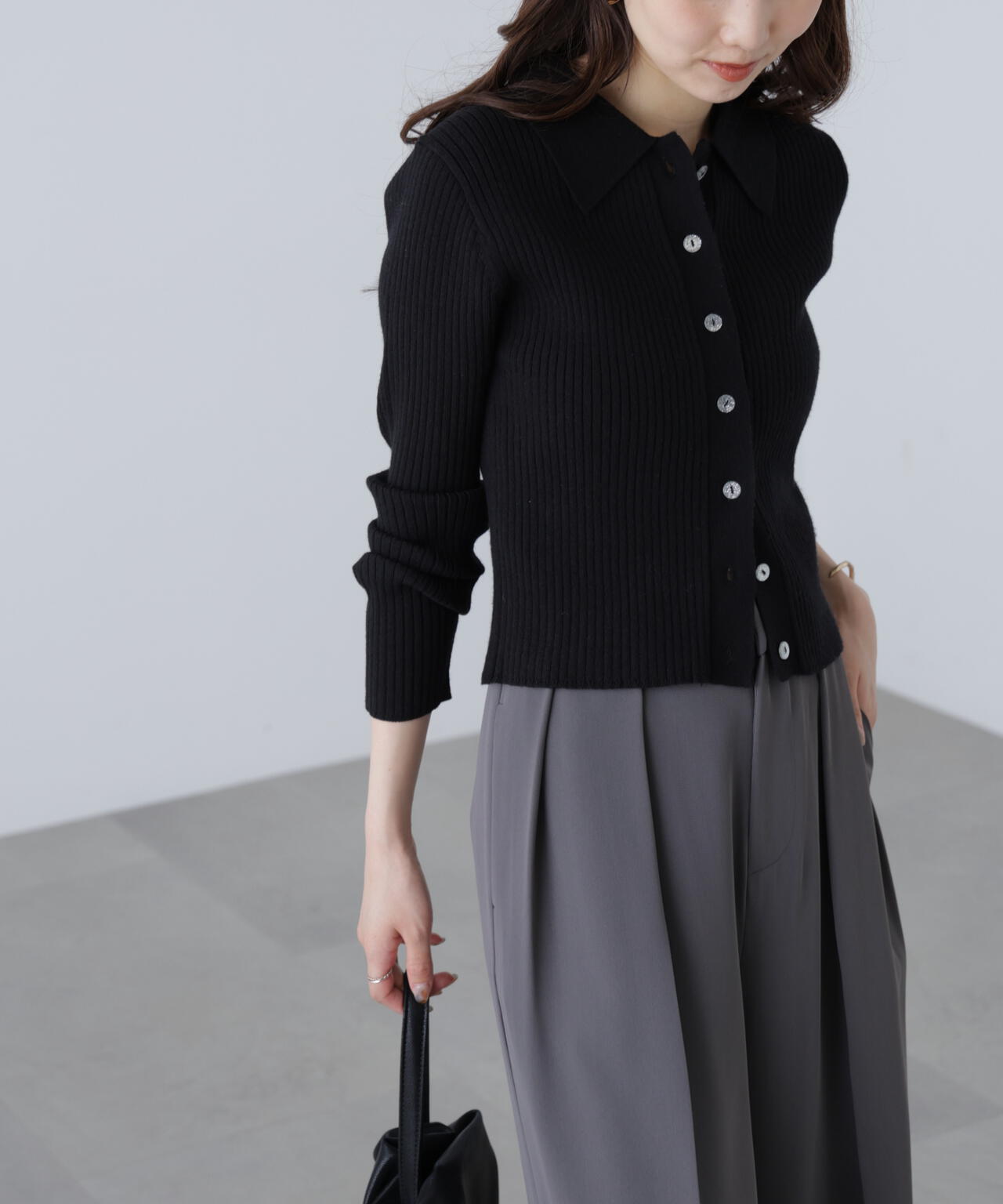 〈MFM〉きらきらボタン襟ニット