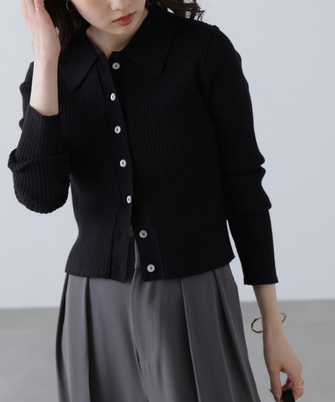 〈MFM〉きらきらボタン襟ニット