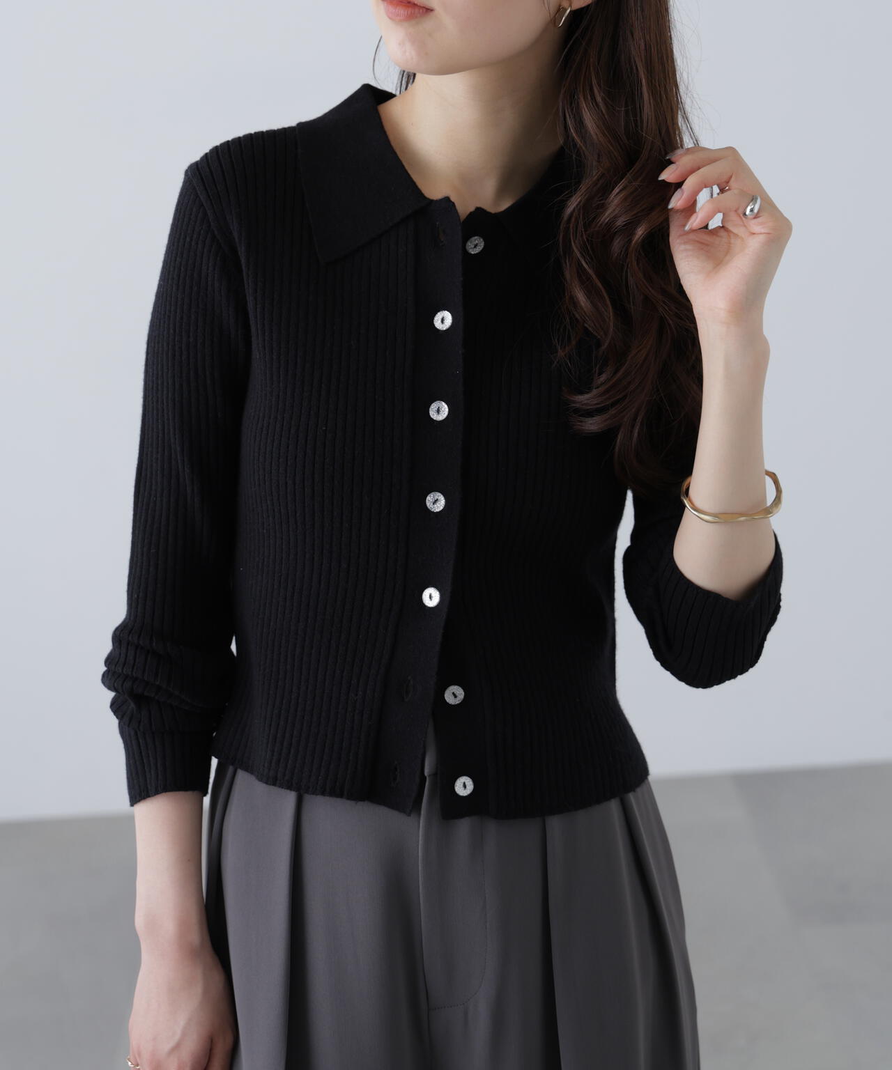 〈MFM〉きらきらボタン襟ニット