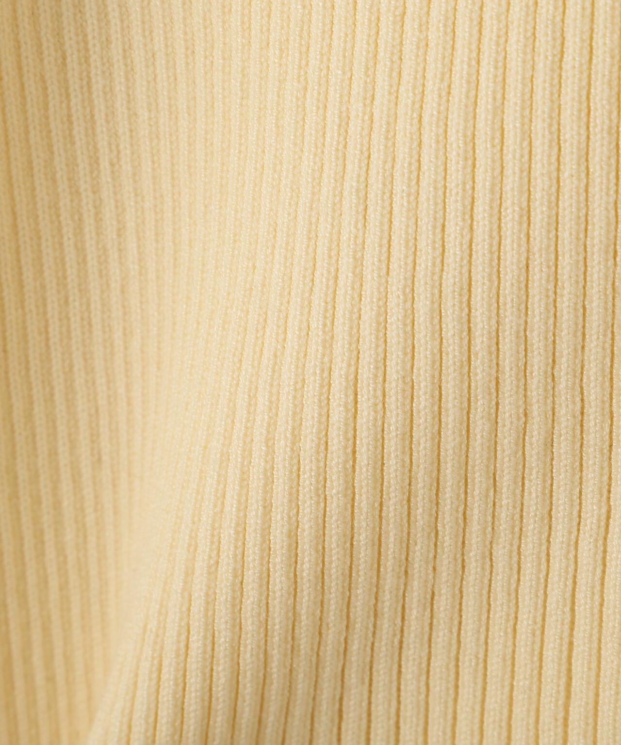 アシメボタンリブニット