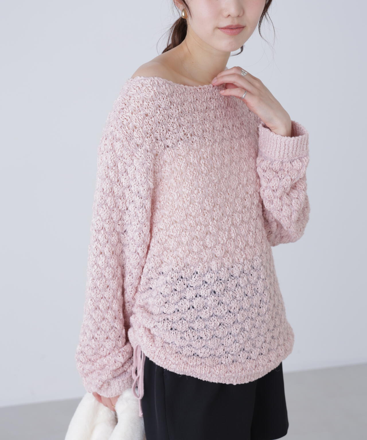 ポコポコワンショル脇ドロストオーバーニット