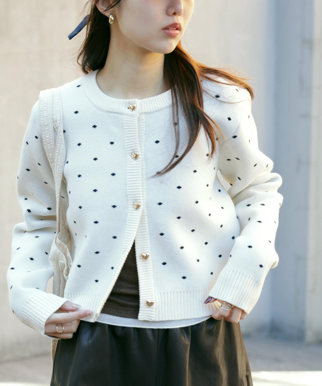ハートボタンドット柄カーディガン