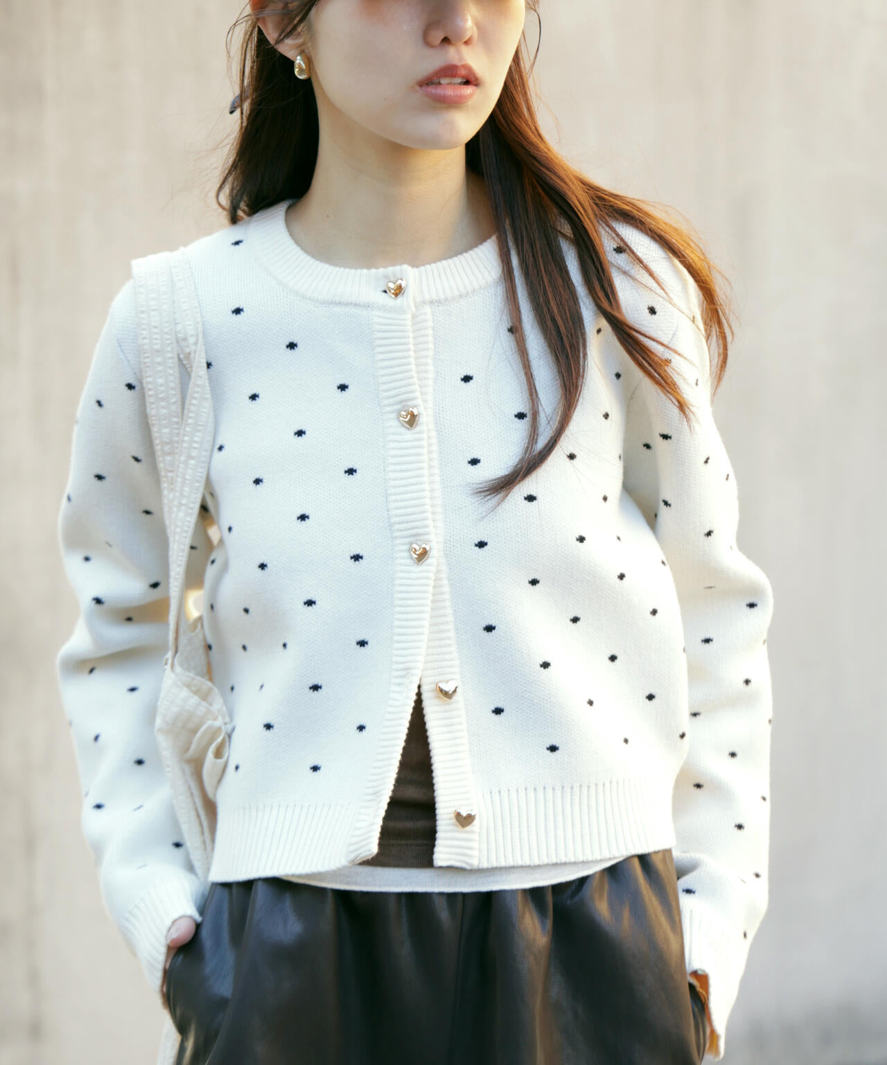 ハートボタンドット柄カーディガン