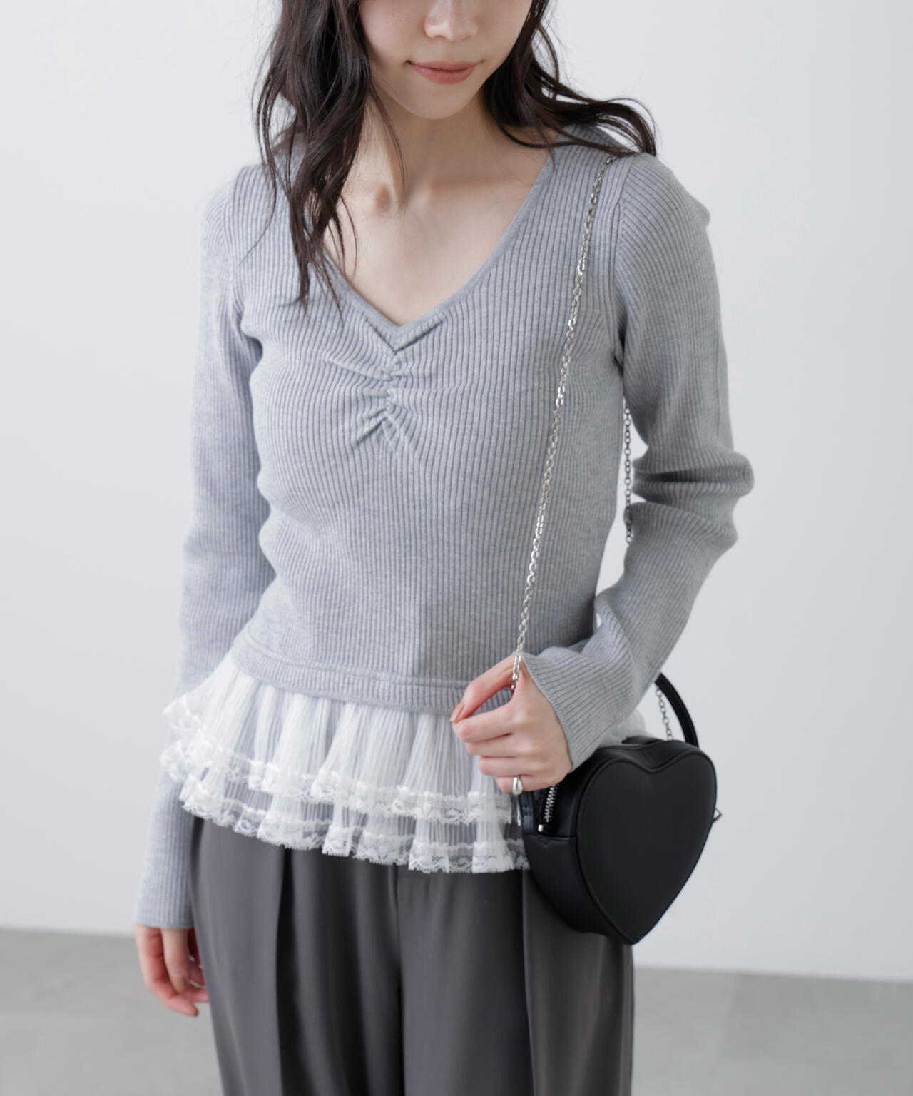 レイヤードデザインリブニット