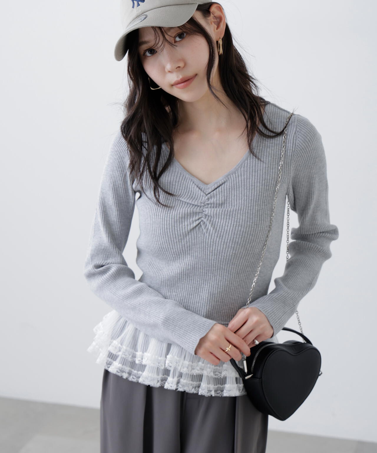 レイヤードデザインリブニット