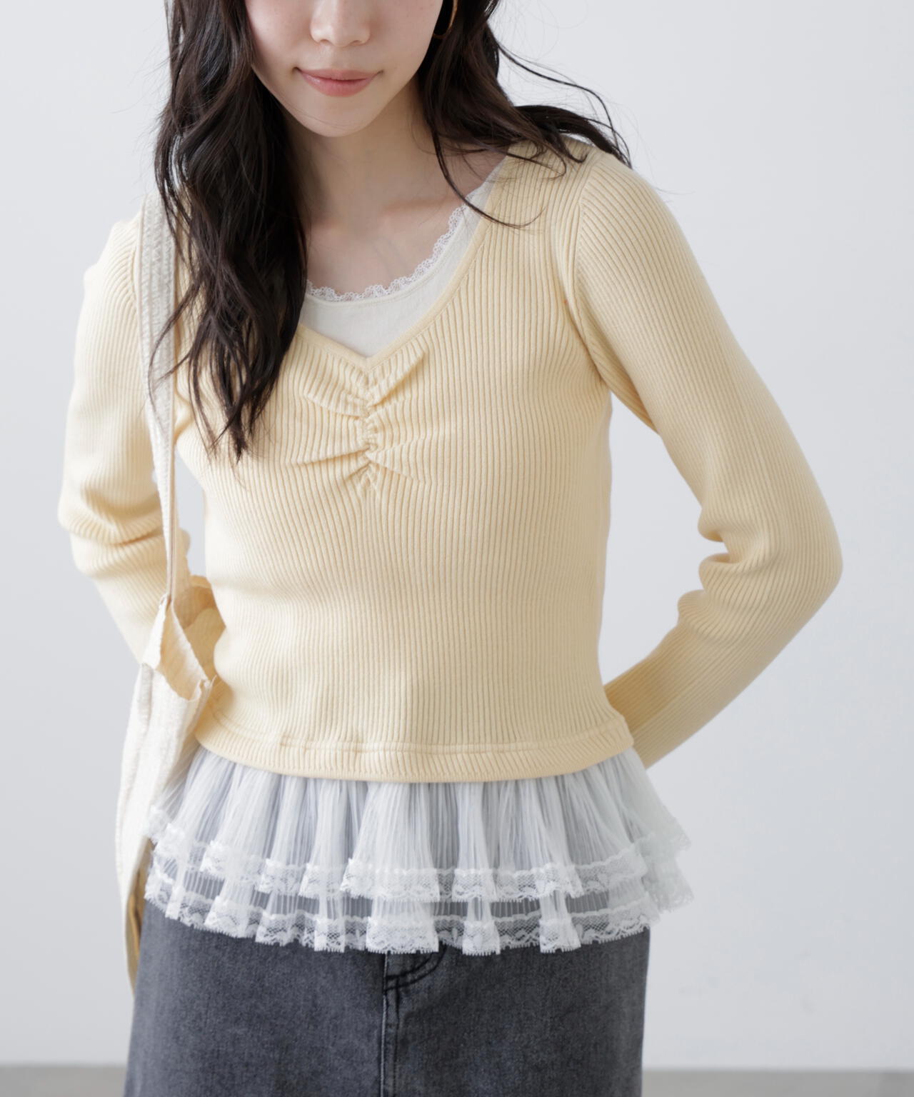 レイヤードデザインリブニット