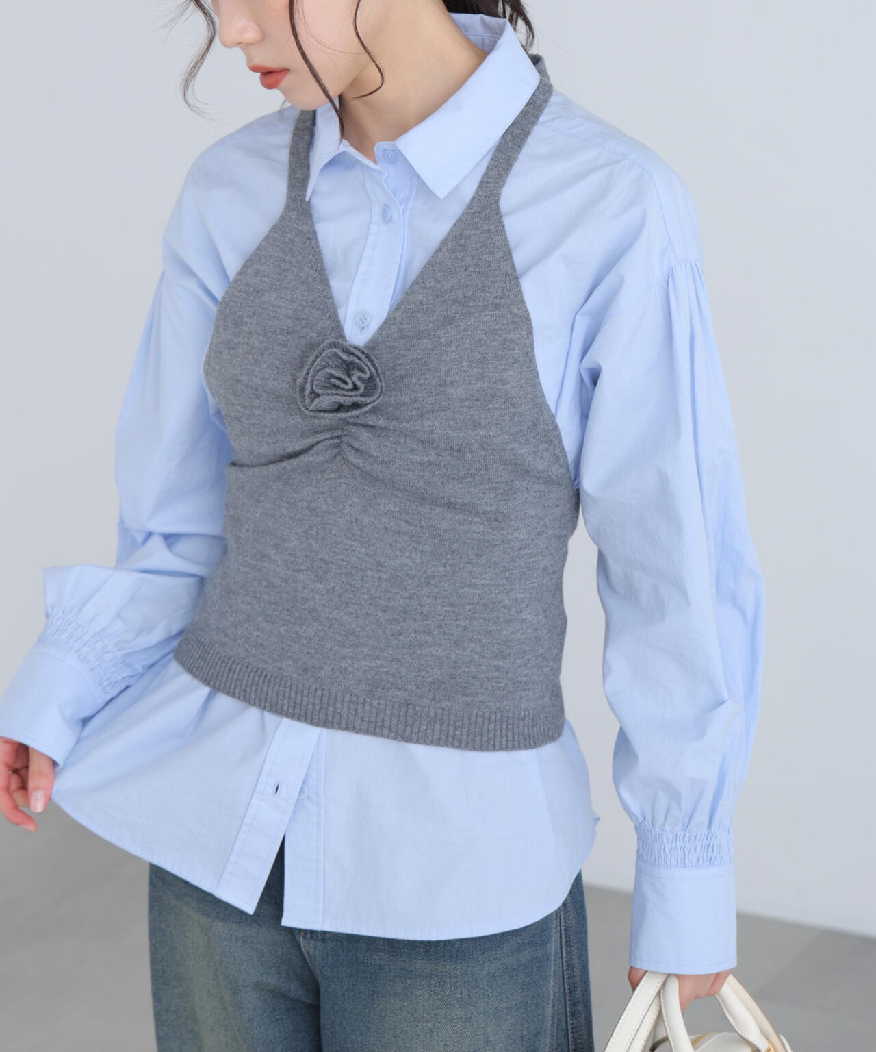 ホルターネックニットベスト