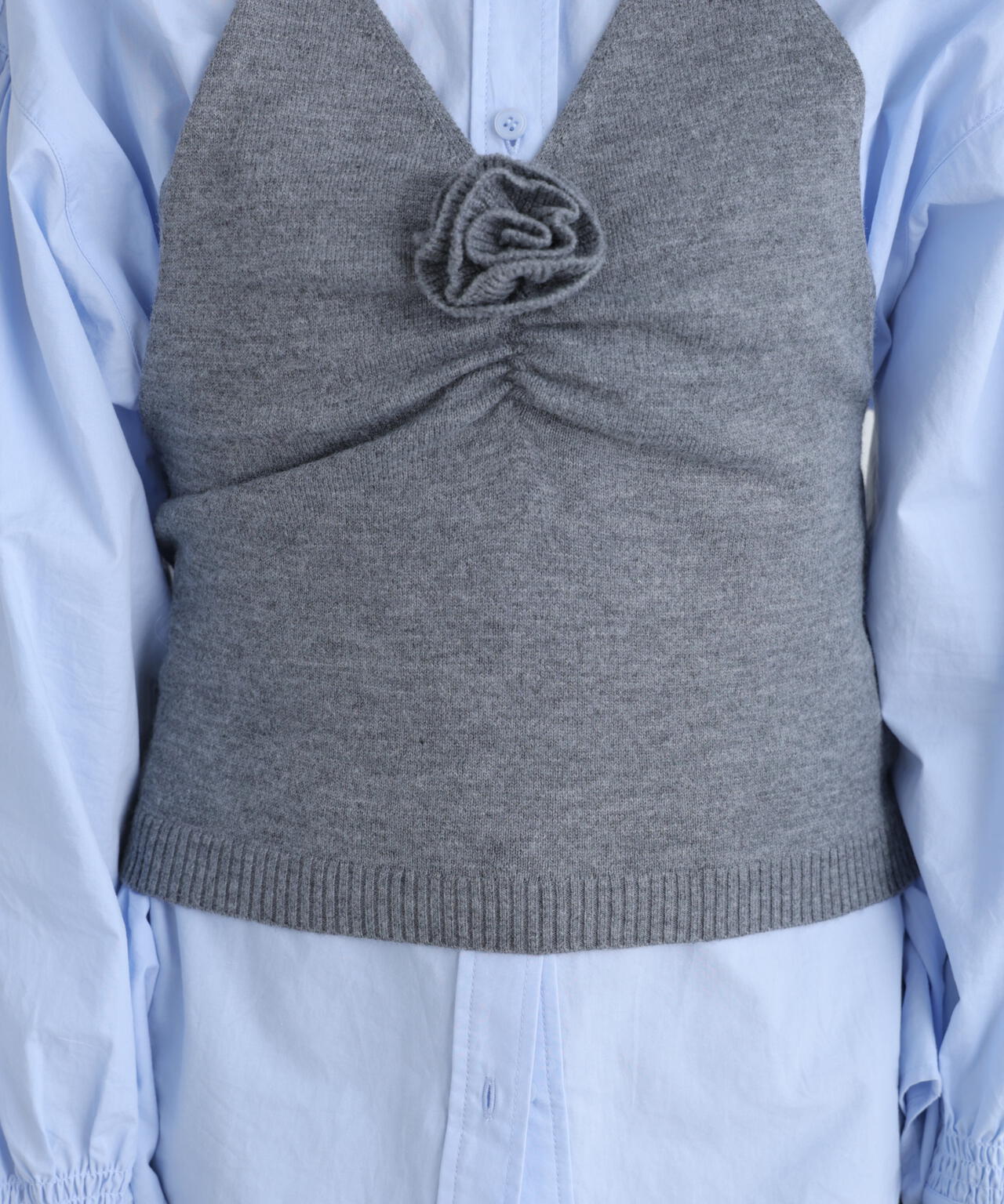 ホルターネックニットベスト