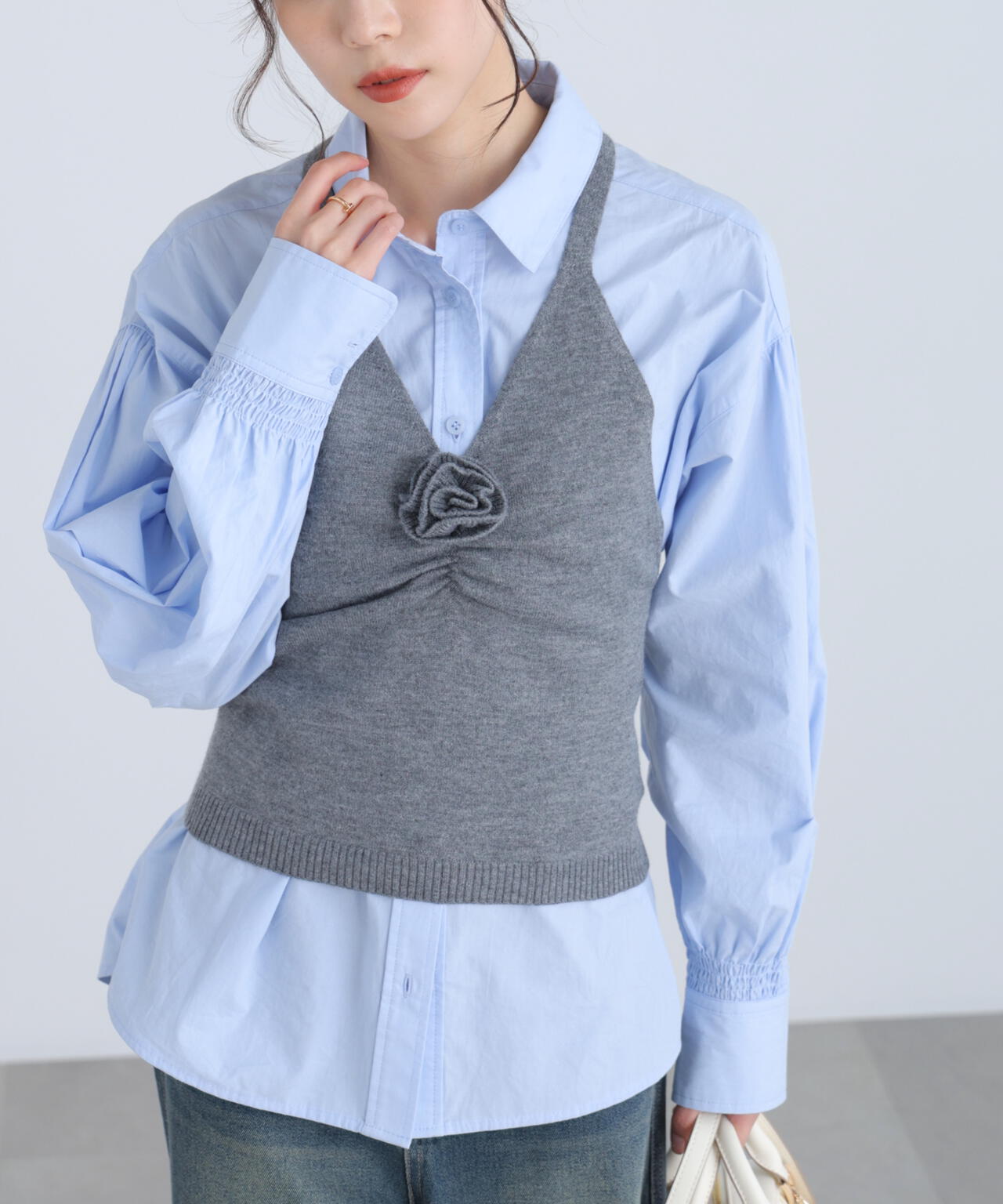 ホルターネックニットベスト