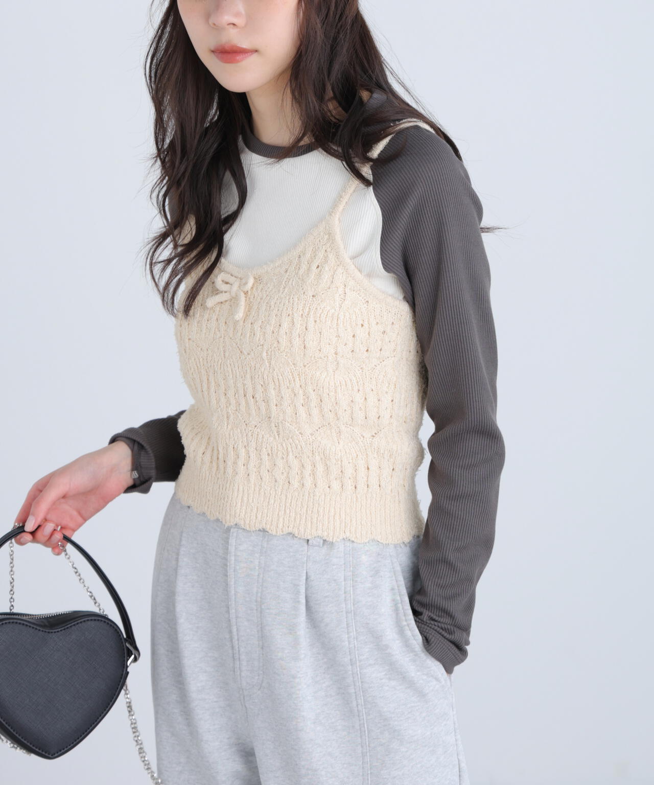 透かし編みニットタンクトップビスチェ