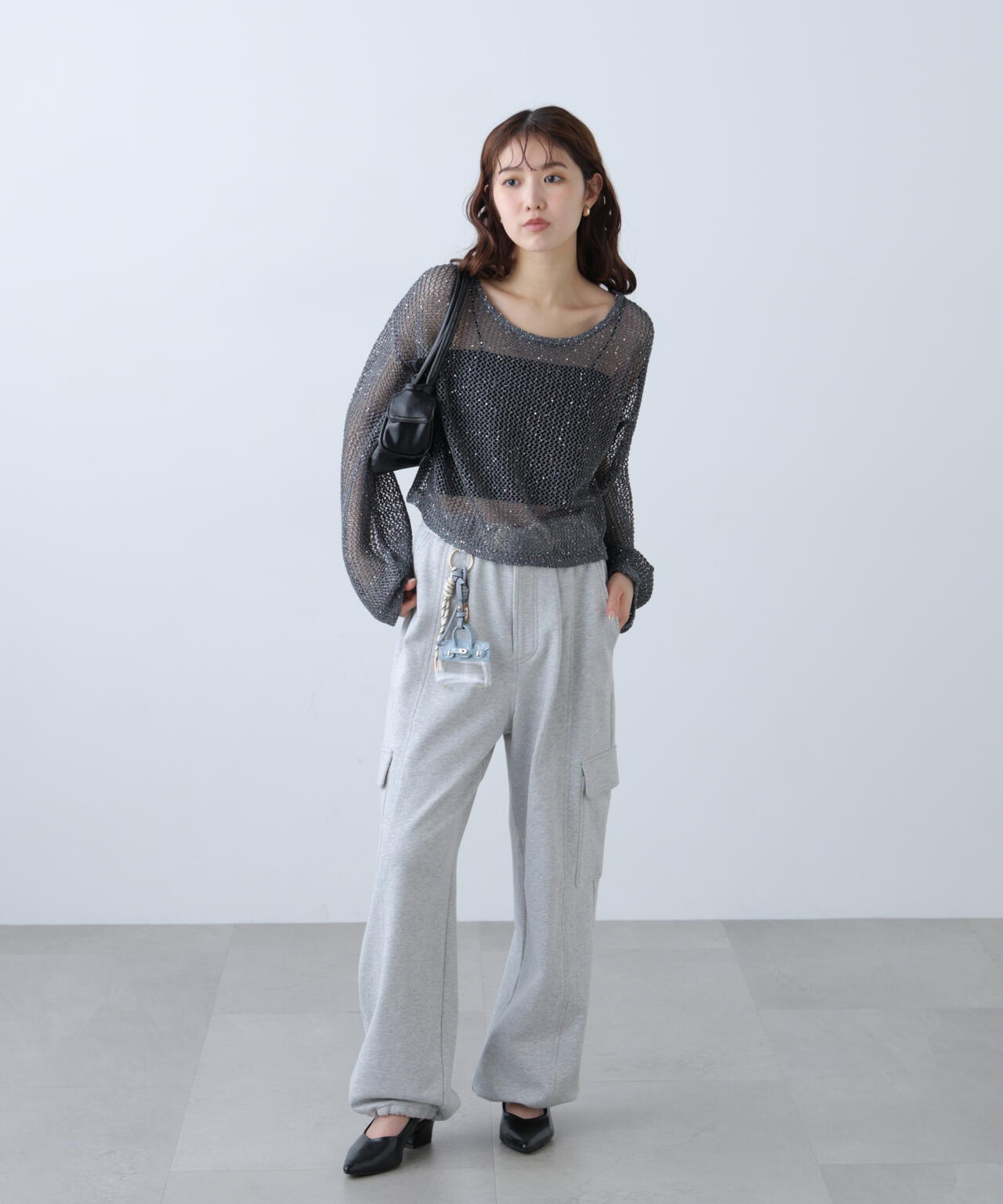 メッシュスパンコールニット