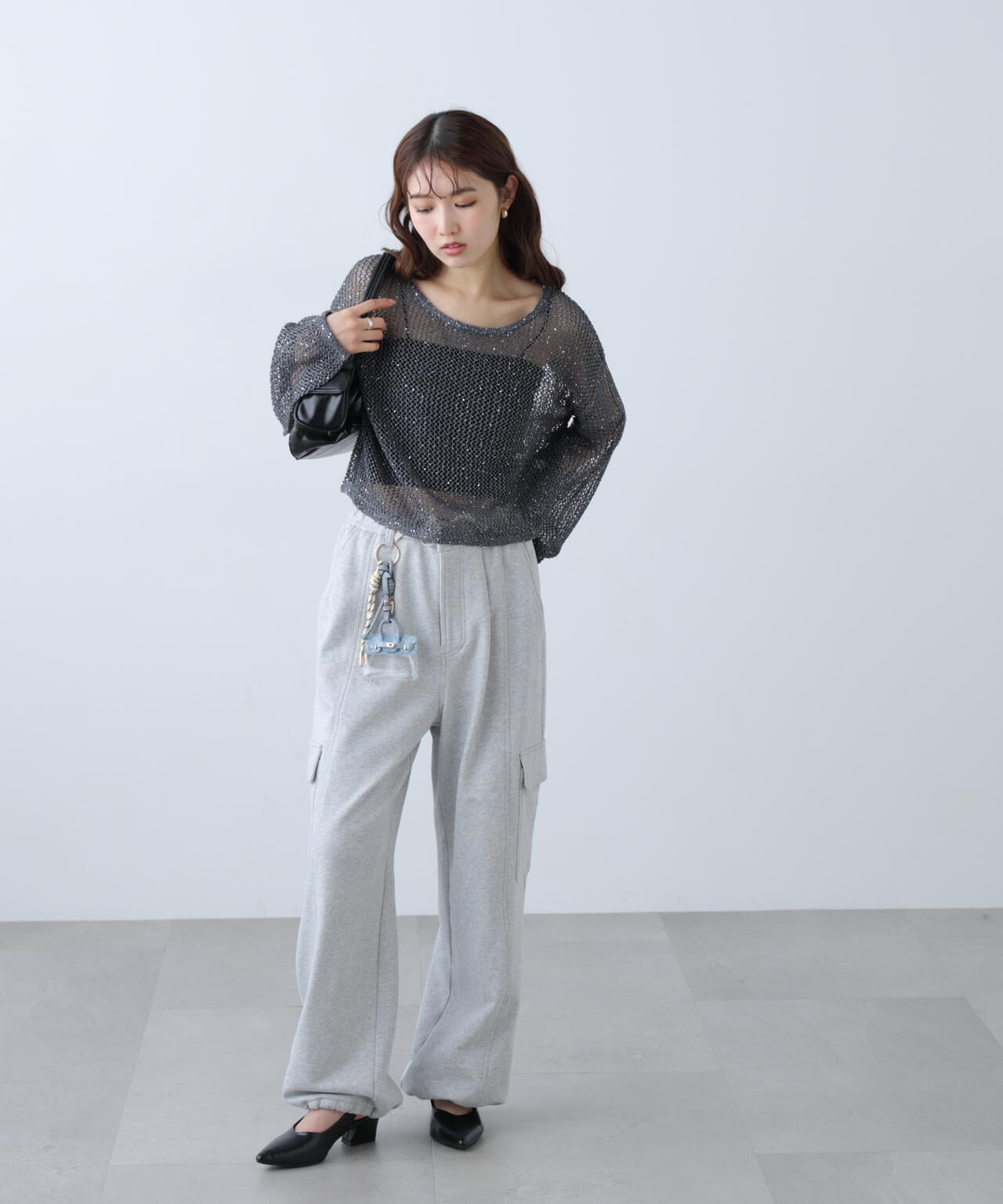 メッシュスパンコールニット