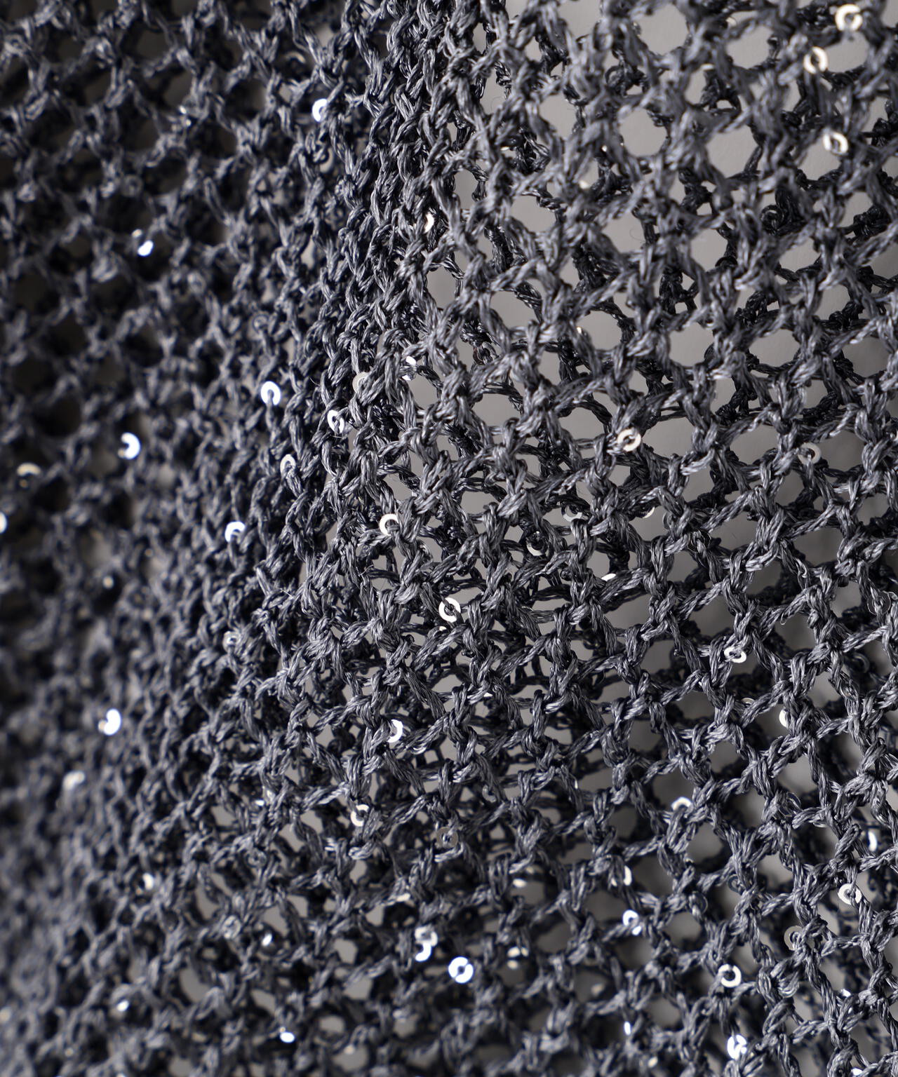 メッシュスパンコールニット