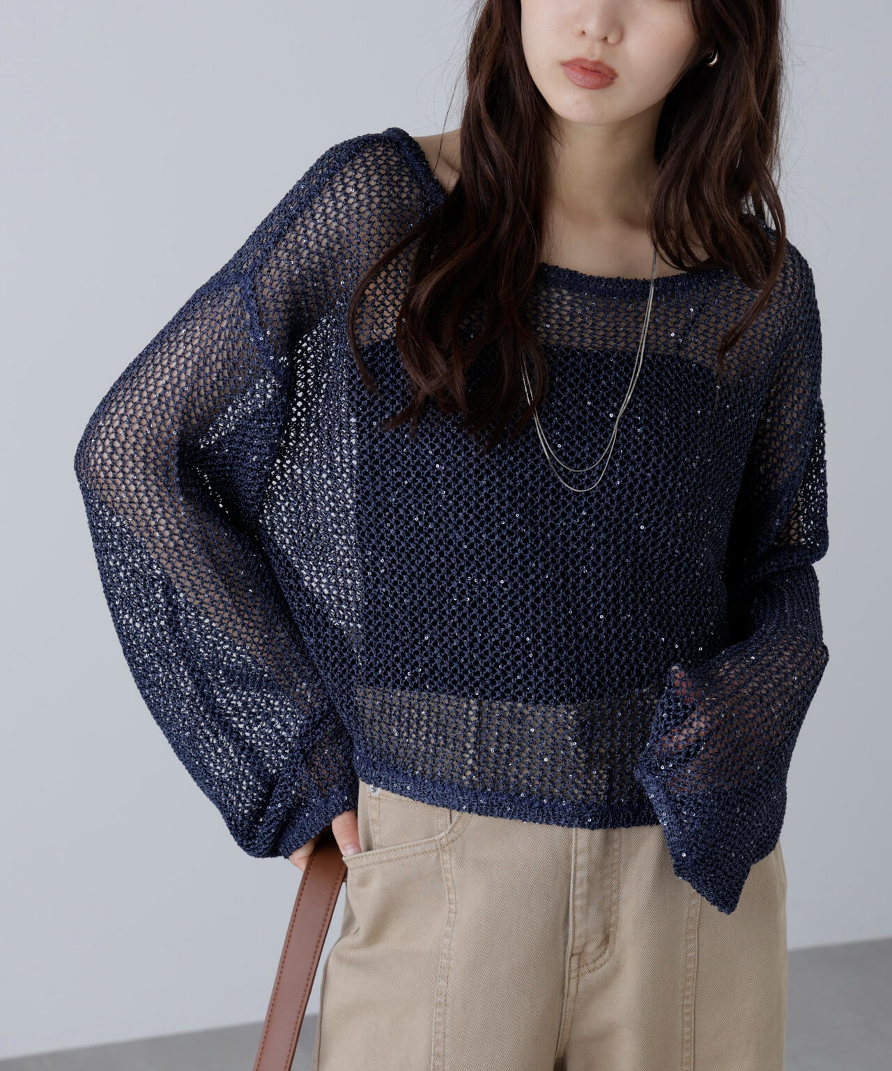 メッシュスパンコールニット