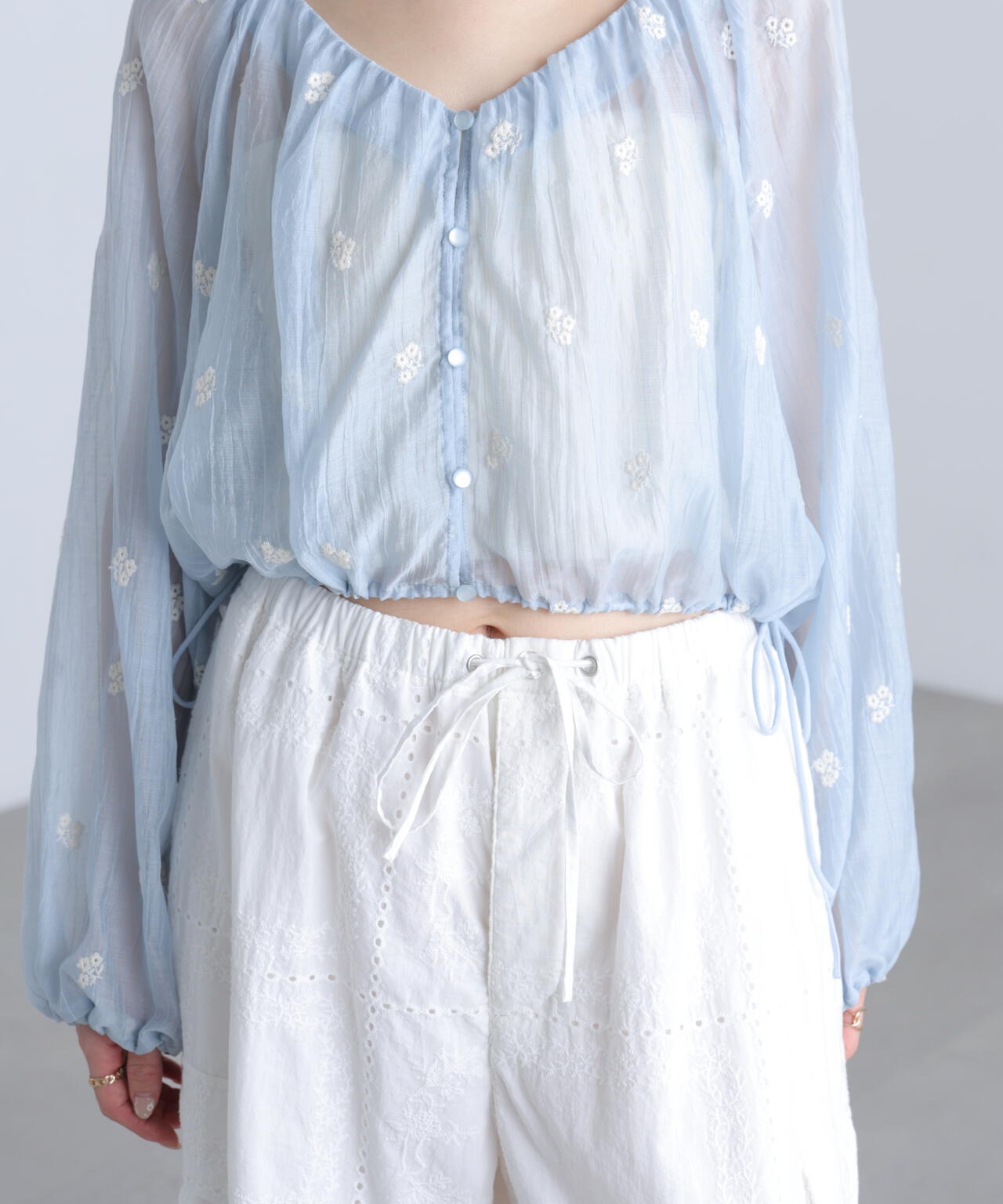162cm 着用サイズ:FR