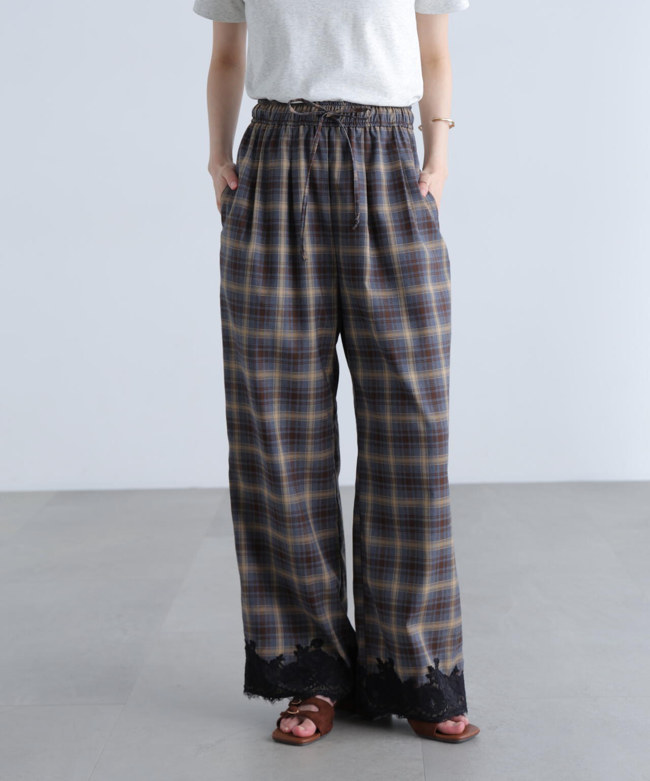 164cm 着用サイズ:FR