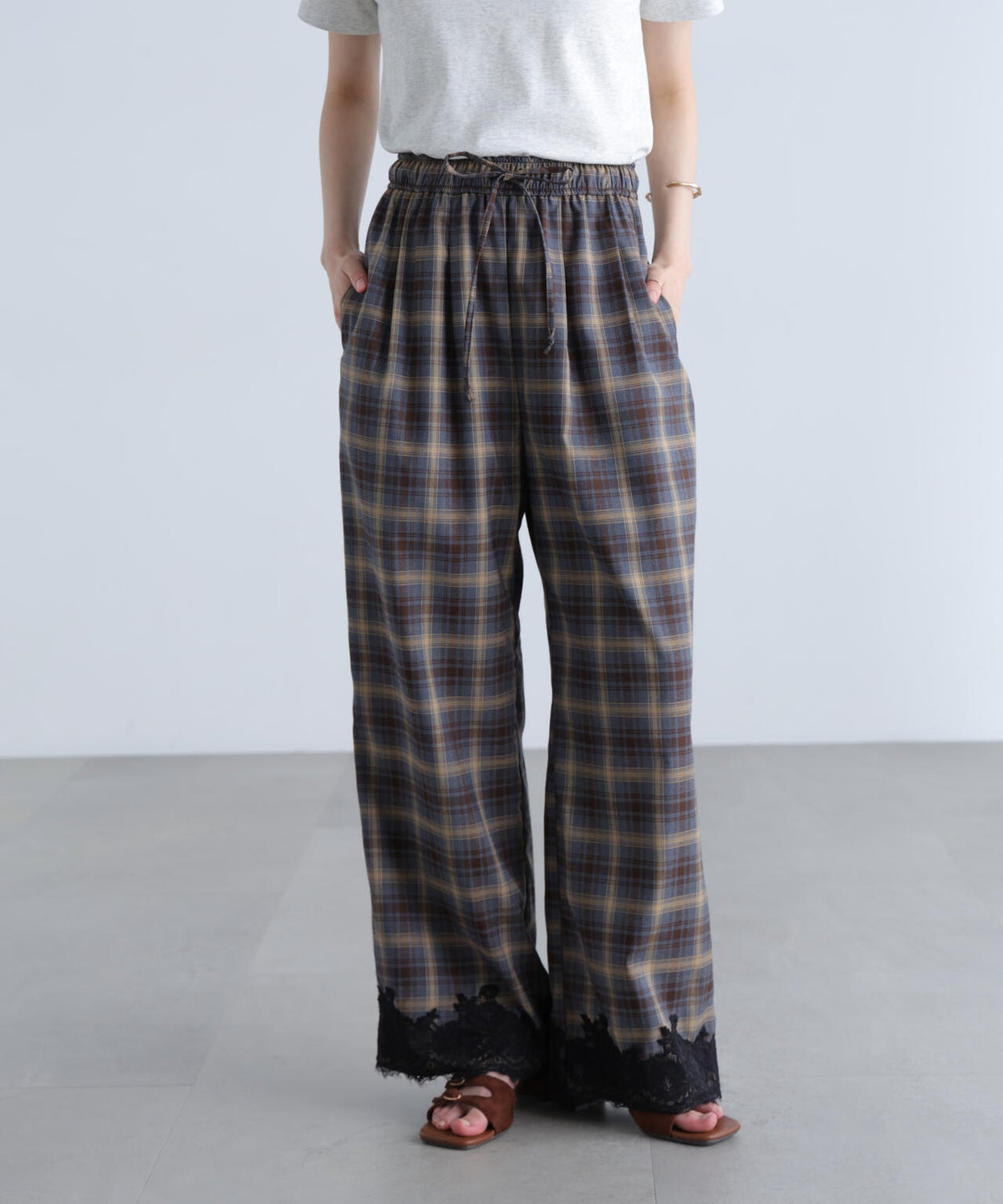 164cm 着用サイズ:FR