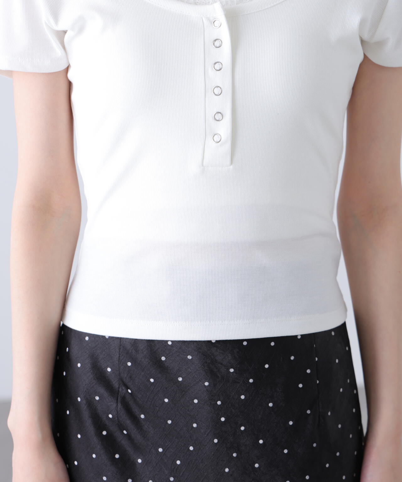 164cm 着用サイズ:FR