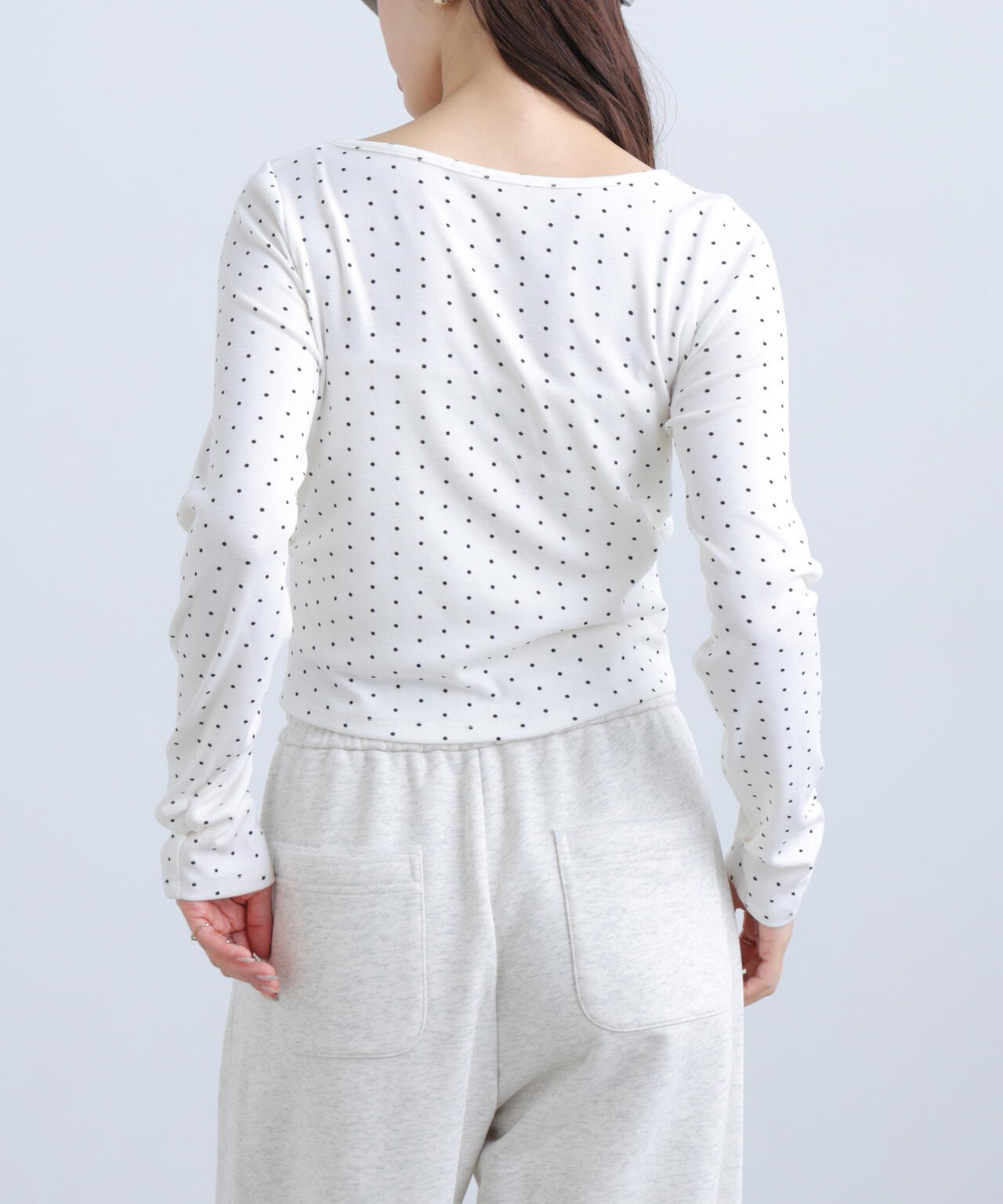 162cm 着用サイズ:FR