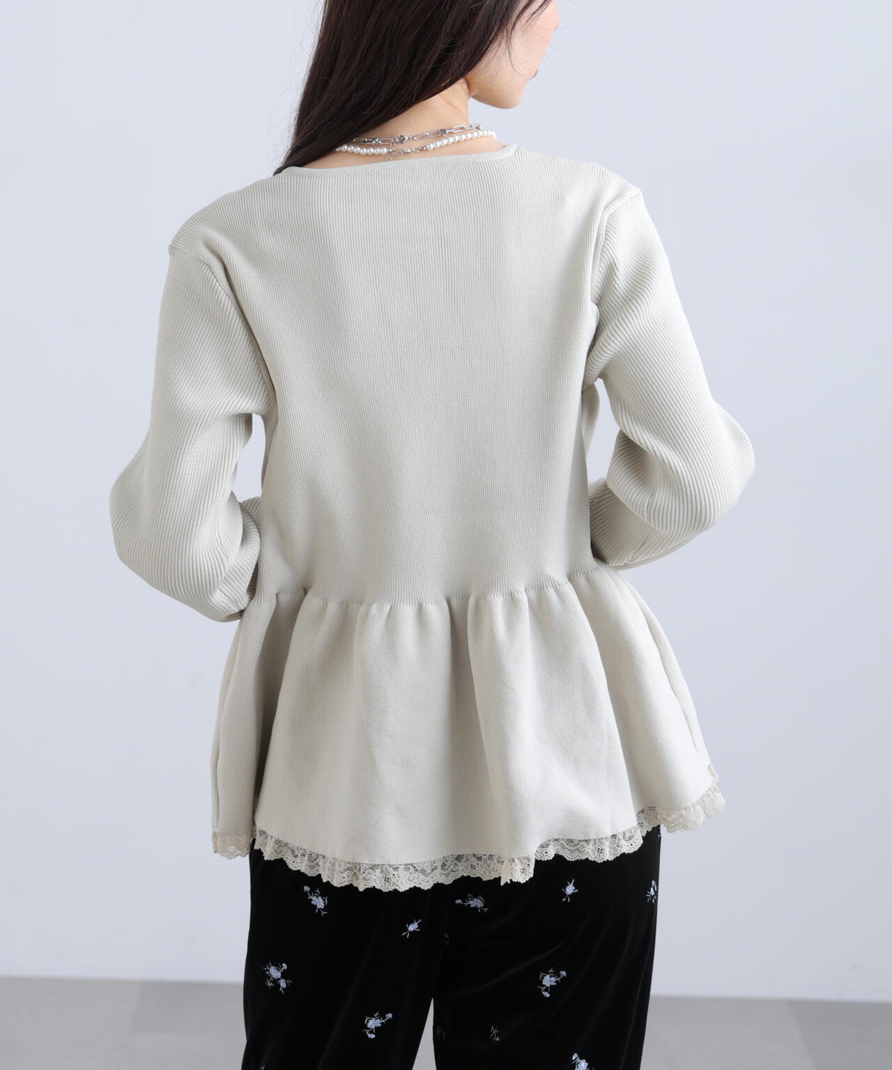 162cm 着用サイズ:FR