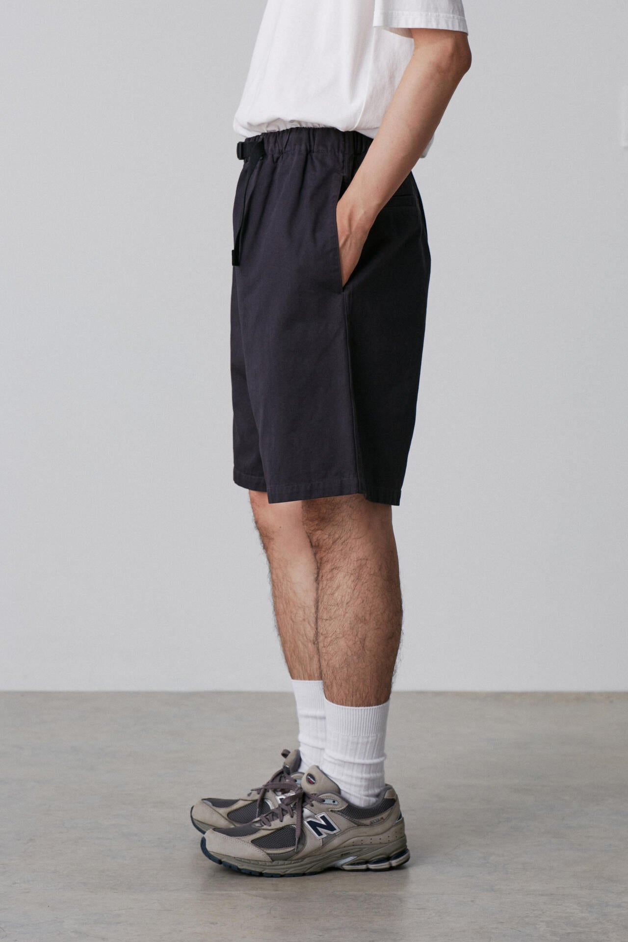 Y / ORGANIC COTTON CHINO SHORTS
