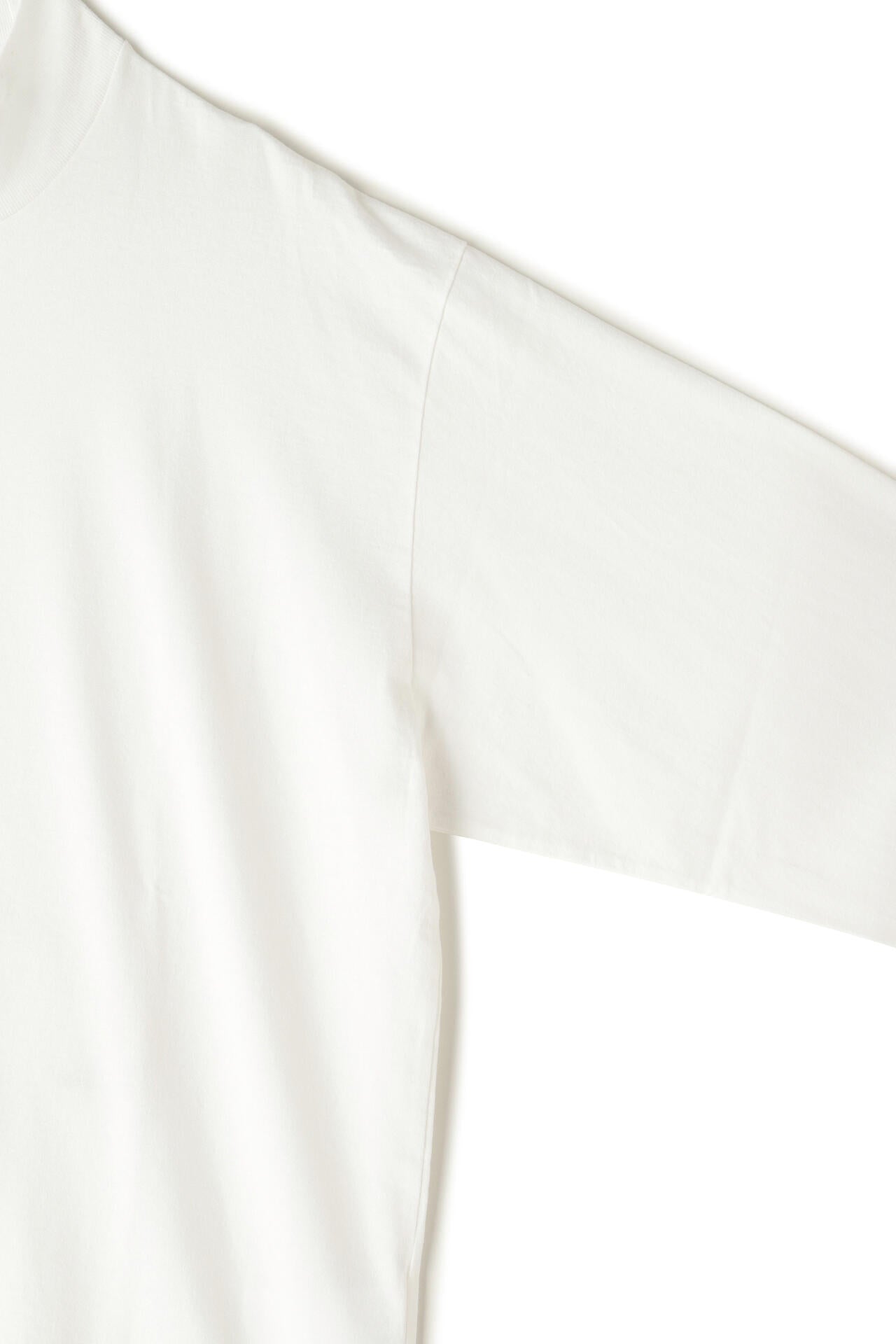 Y / ORGANIC COTTON JERSEY MOCK NECK LONG SLEEVE T‐SHIRT