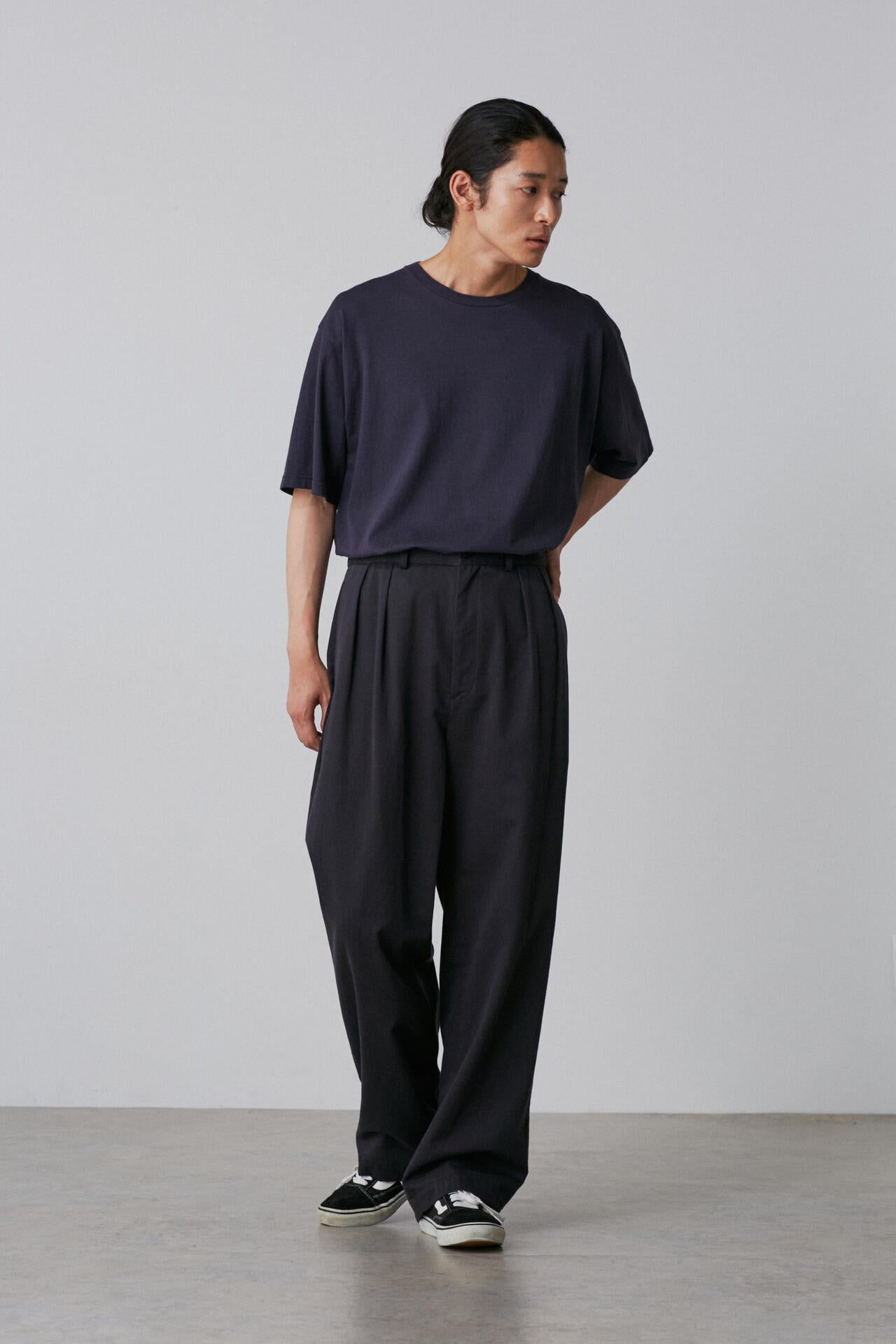 Y / ORGANIC COTTON TENCEL CHINO TROUSERS