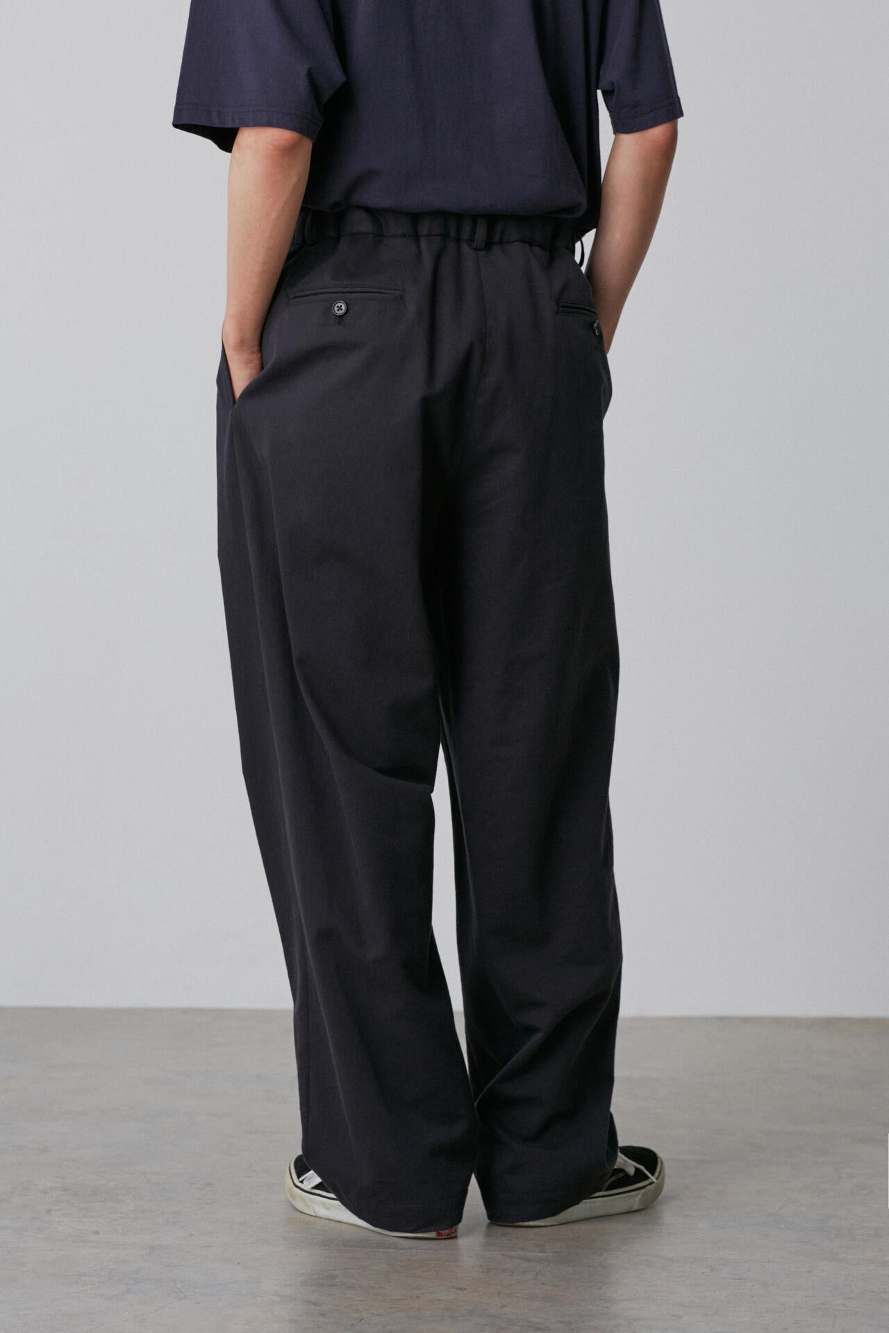 Y / ORGANIC COTTON TENCEL CHINO TROUSERS