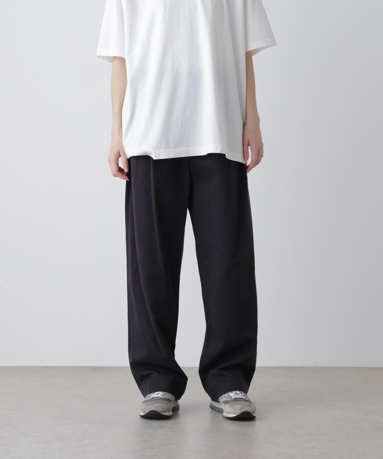 Y / ORGANIC COTTON TENCEL CHINO TROUSERS