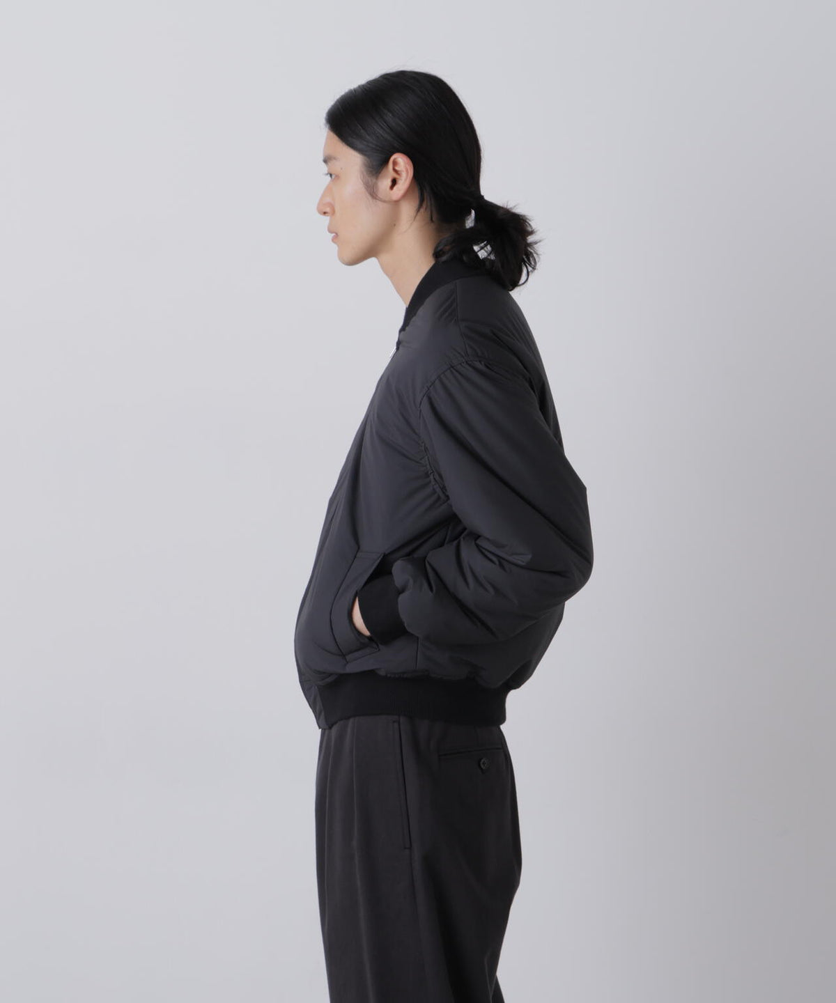 181cm C:84 W:70 H:91 着用サイズ:M