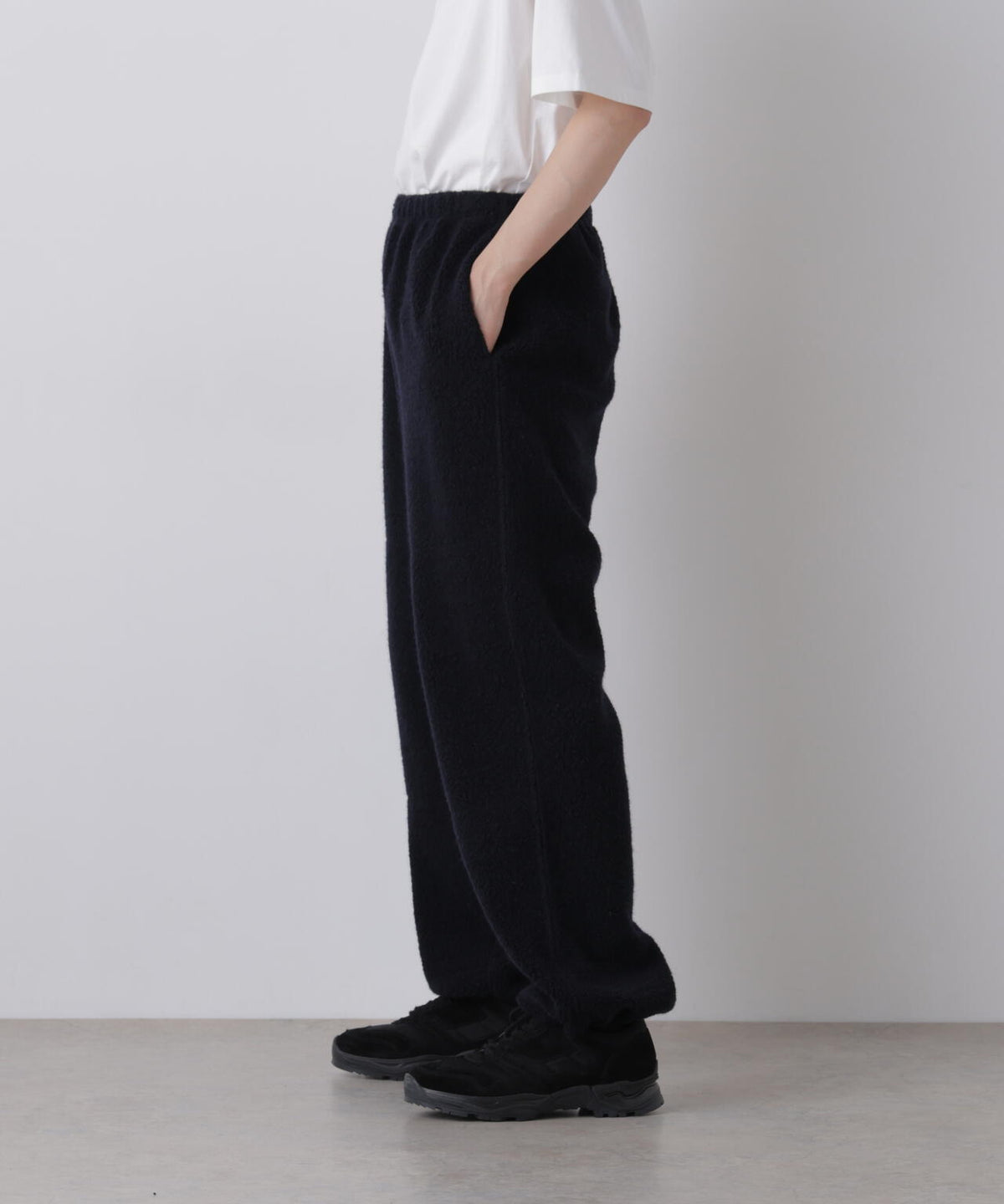 181cm C:84 W:70 H:91 着用サイズ:L