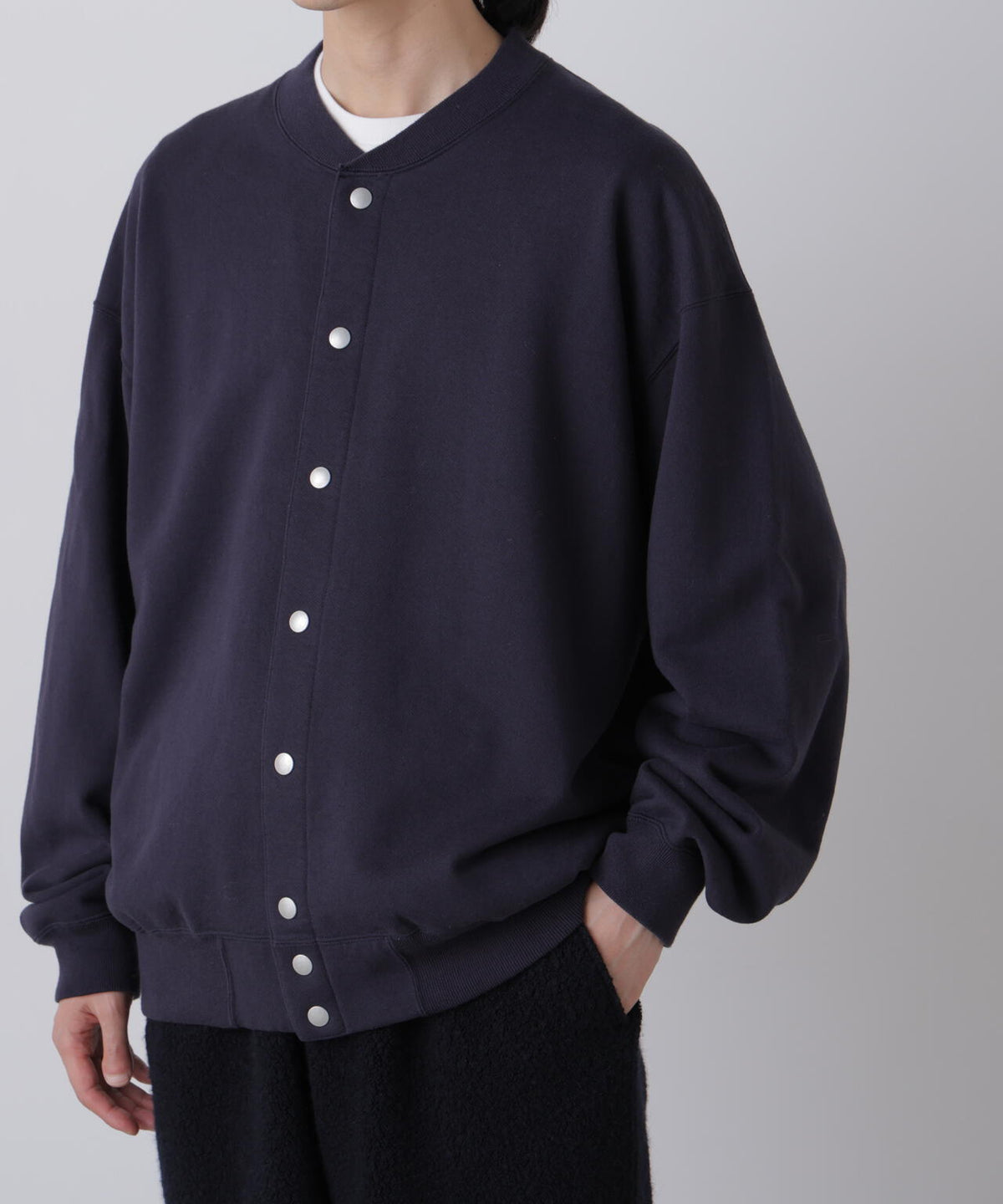 181cm C:84 W:70 H:91 着用サイズ:L