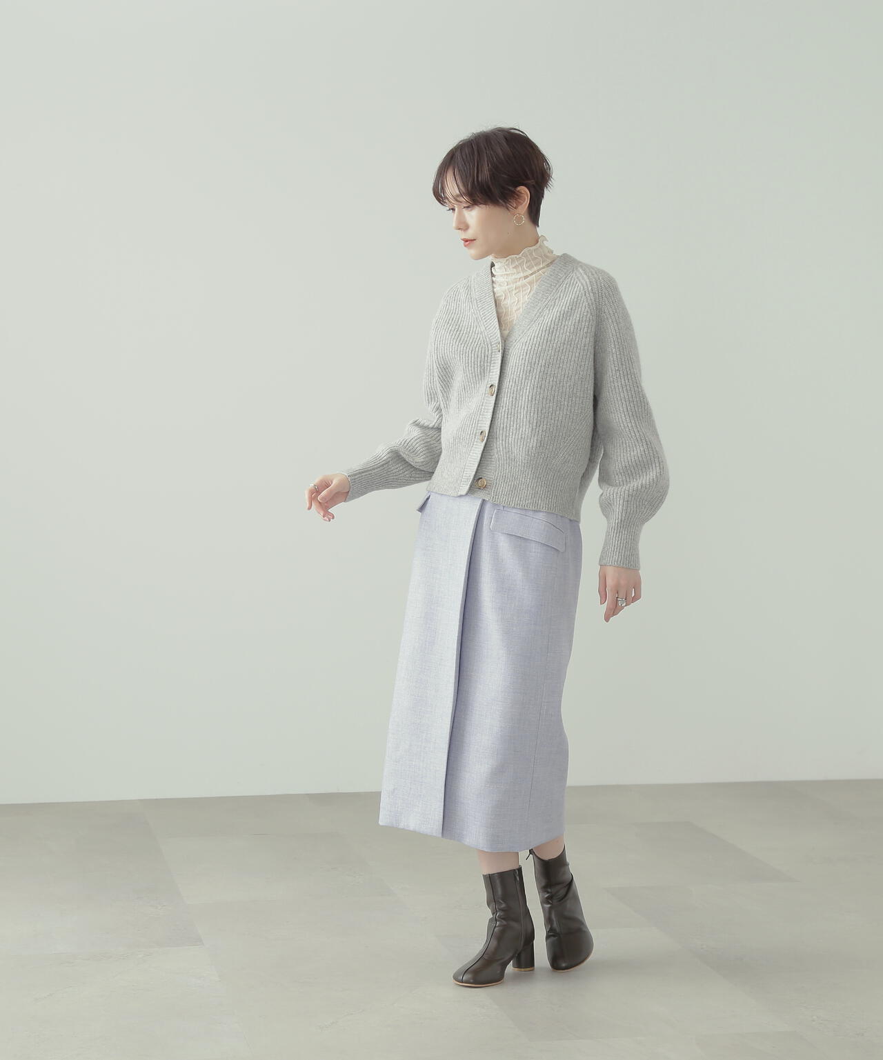 168cm/B76/W60/H86 着用サイズ:M