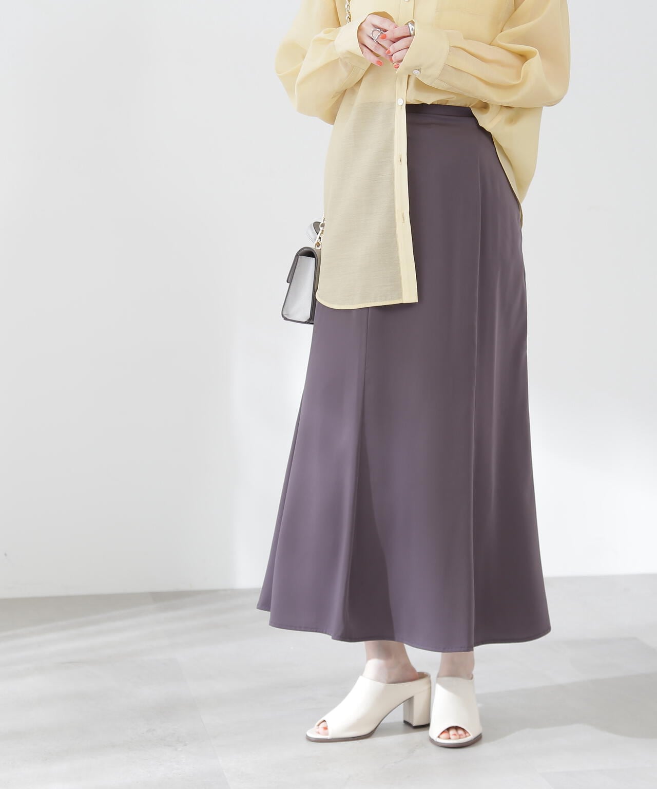 サテンナロースカート《S Size Line》
