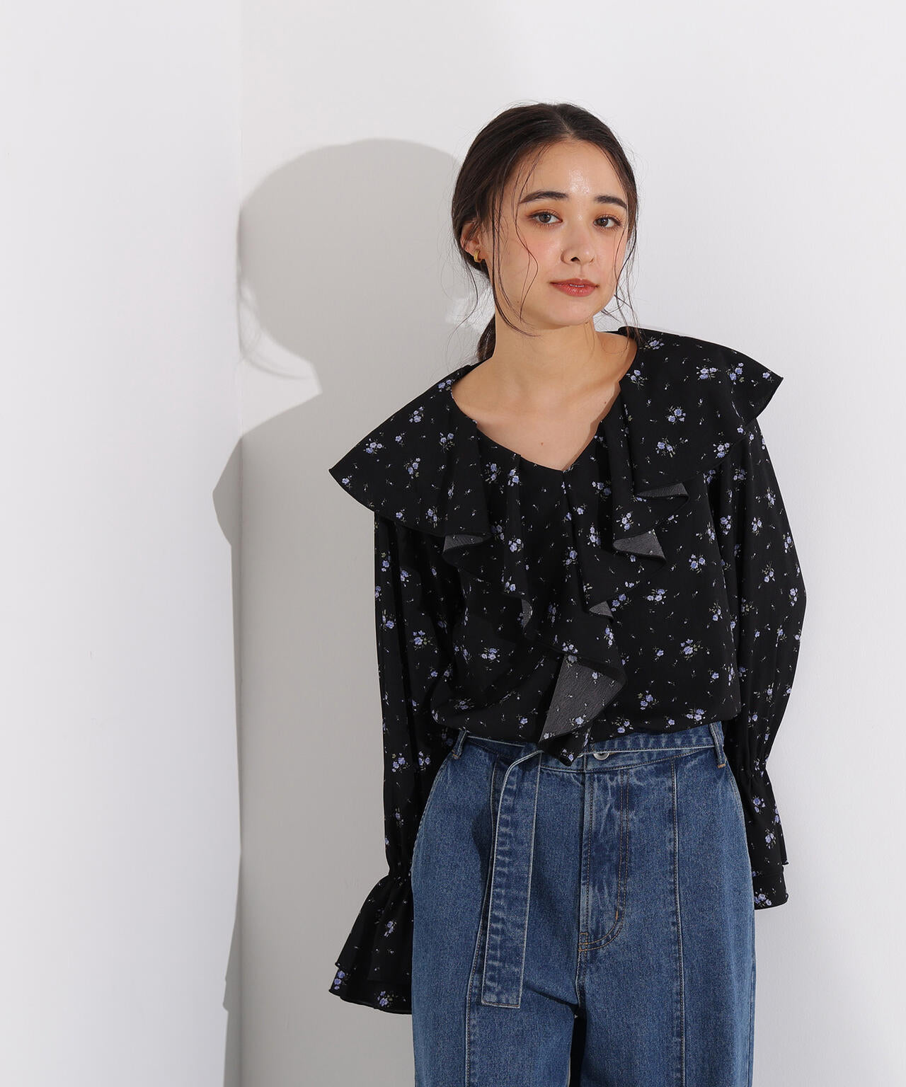 プリントラッフルブラウス