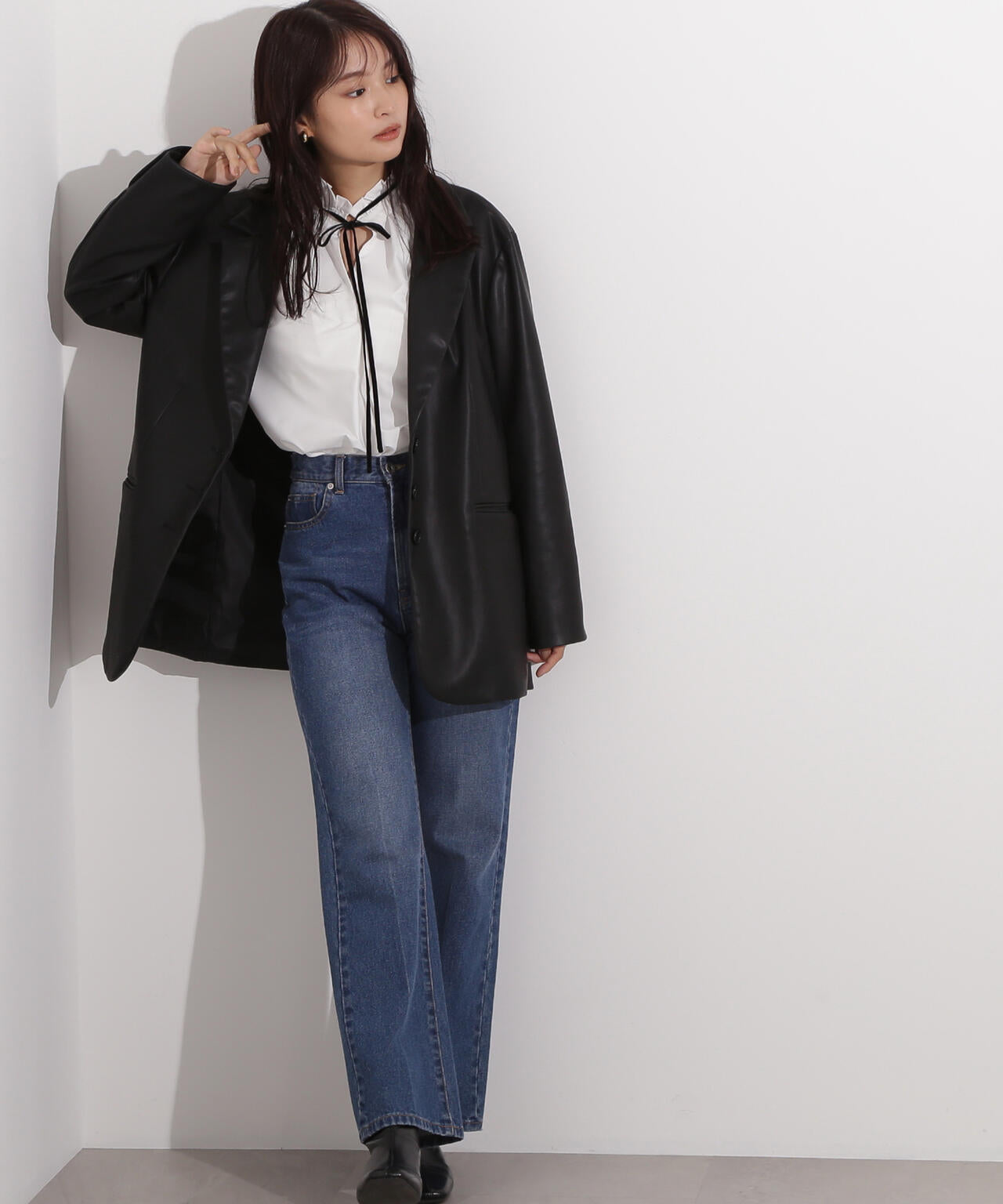 【岸本セシルさん着用】ベロアリボンスキッパーブラウス