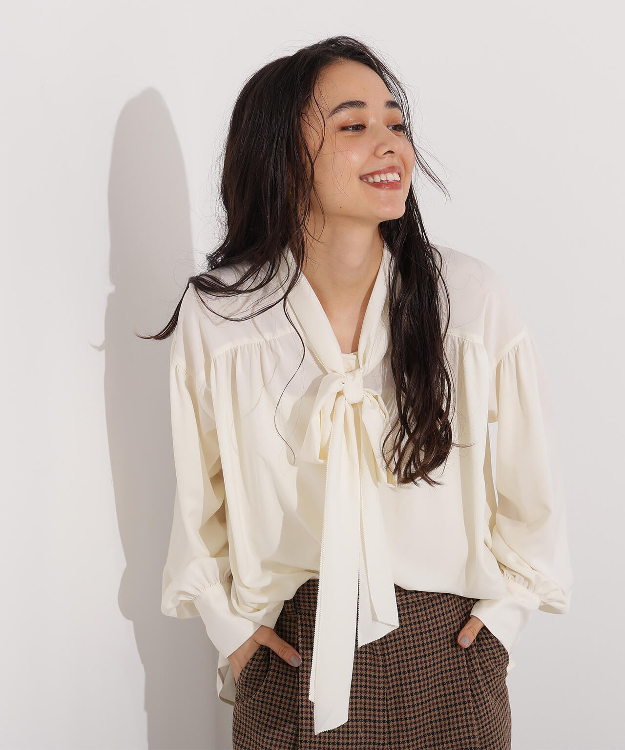 ヴィンテージサテンボウブラウス