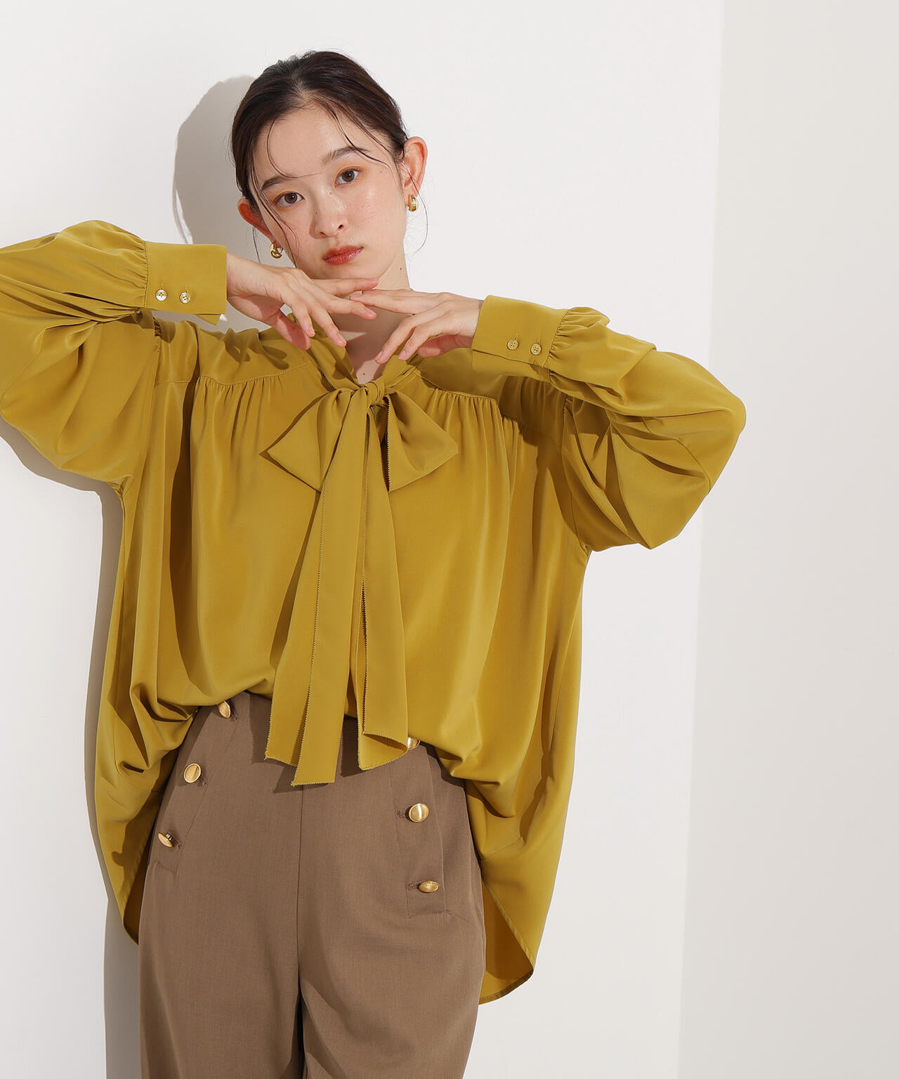 ヴィンテージサテンボウブラウス