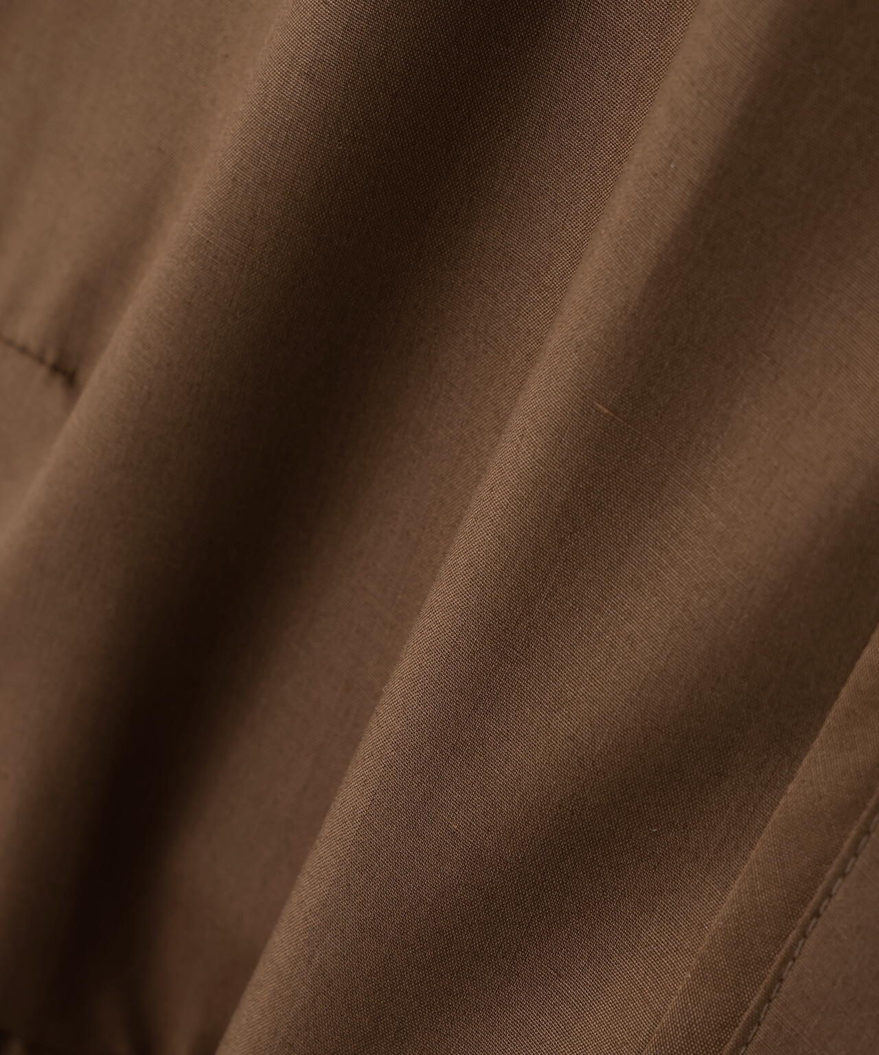 プリーツペプラムブラウス