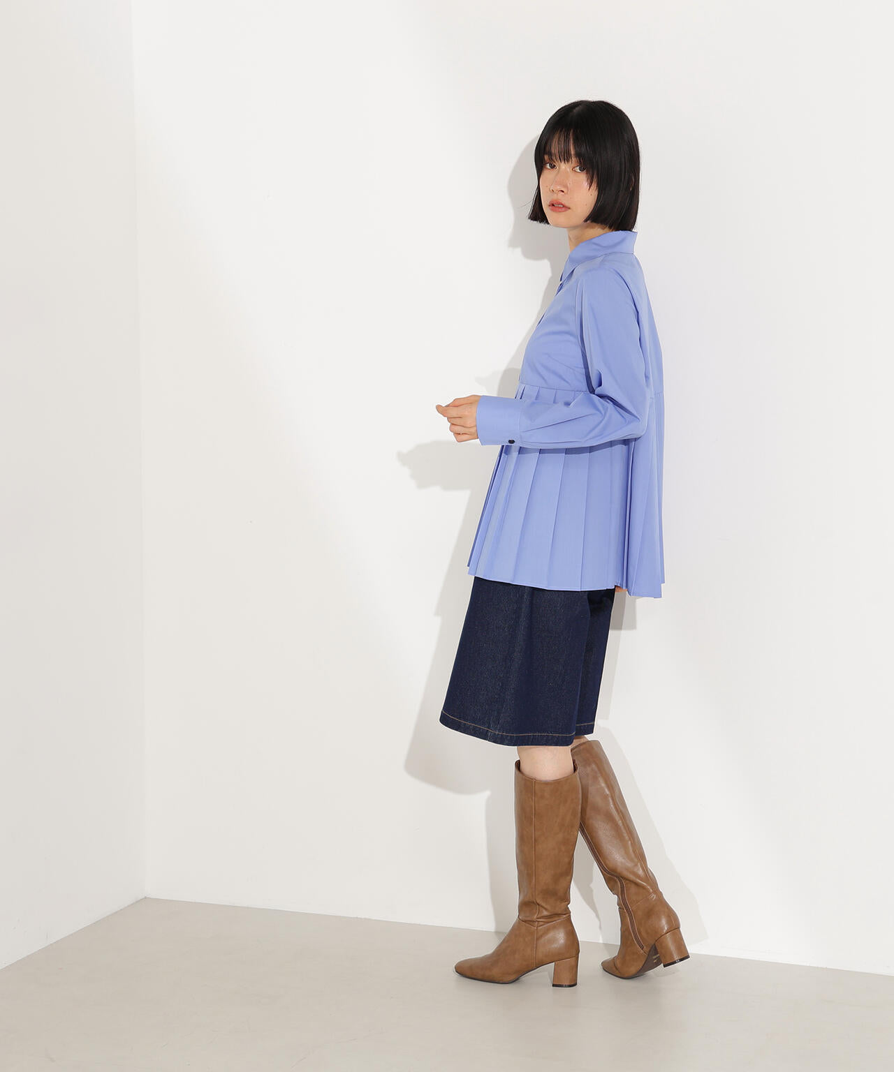 プリーツペプラムブラウス