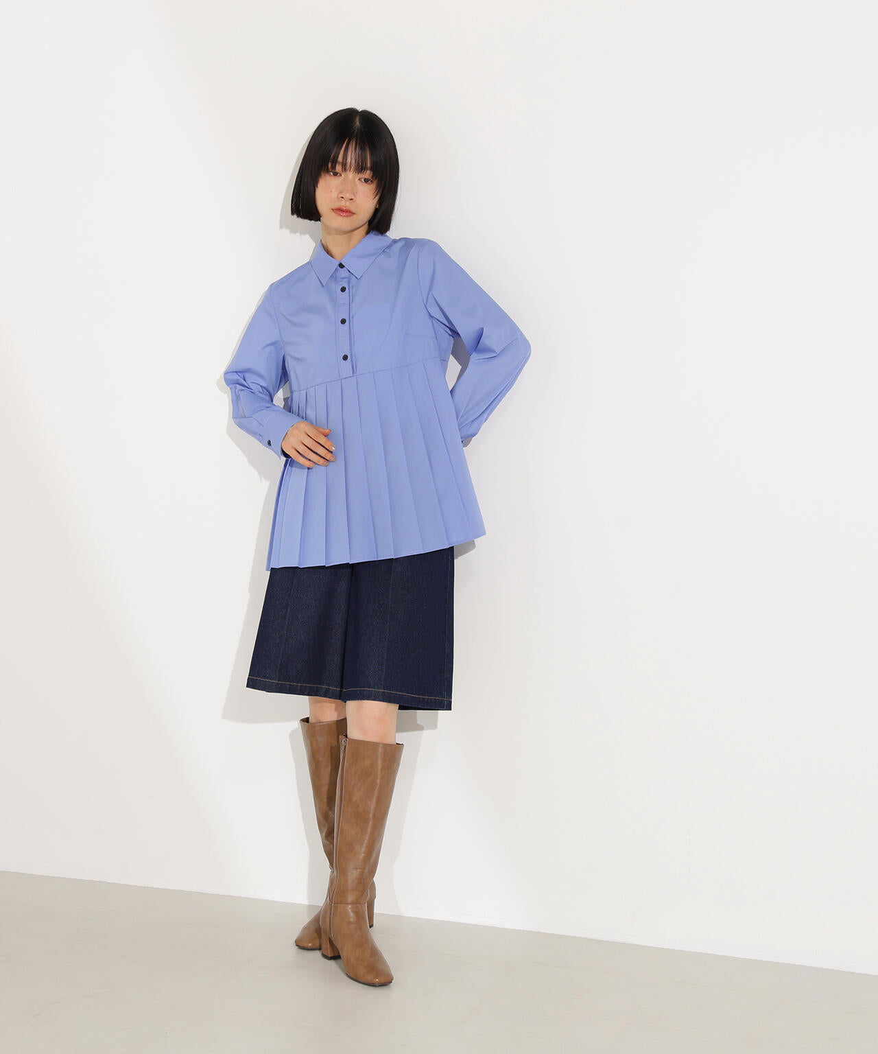 プリーツペプラムブラウス