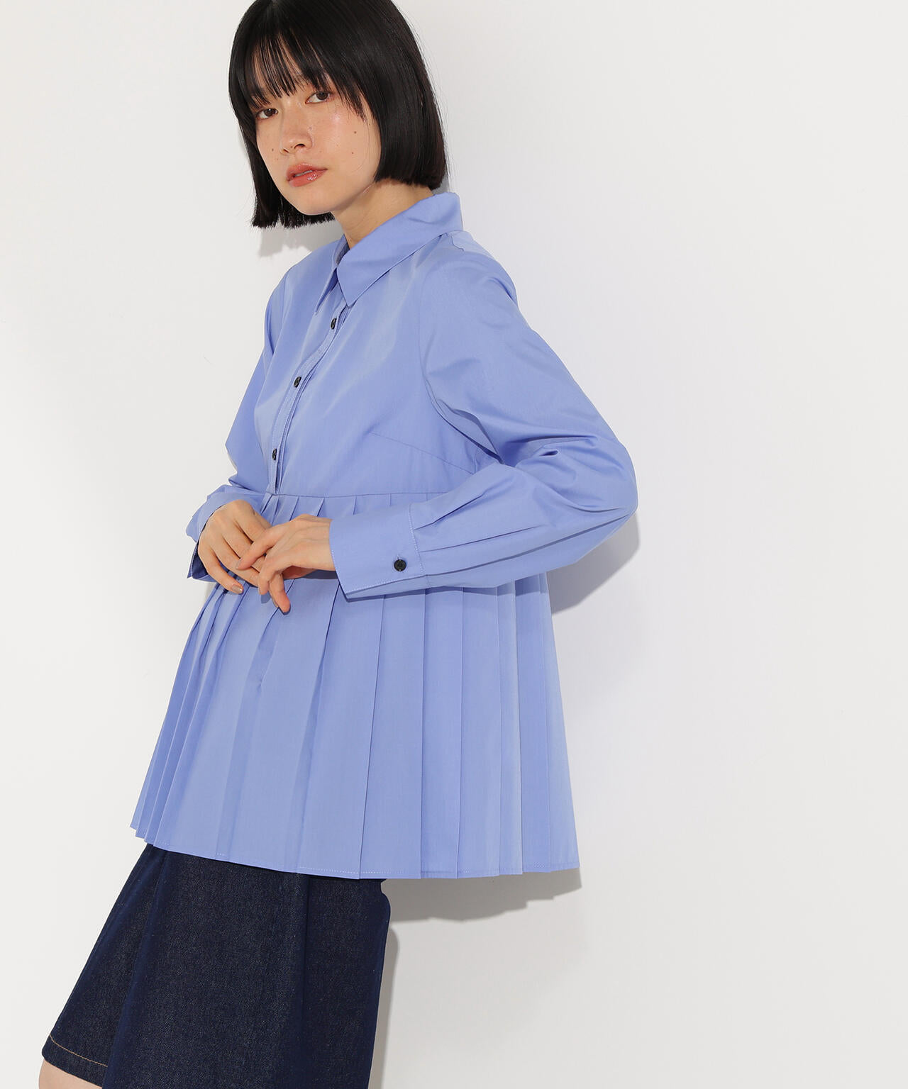 プリーツペプラムブラウス