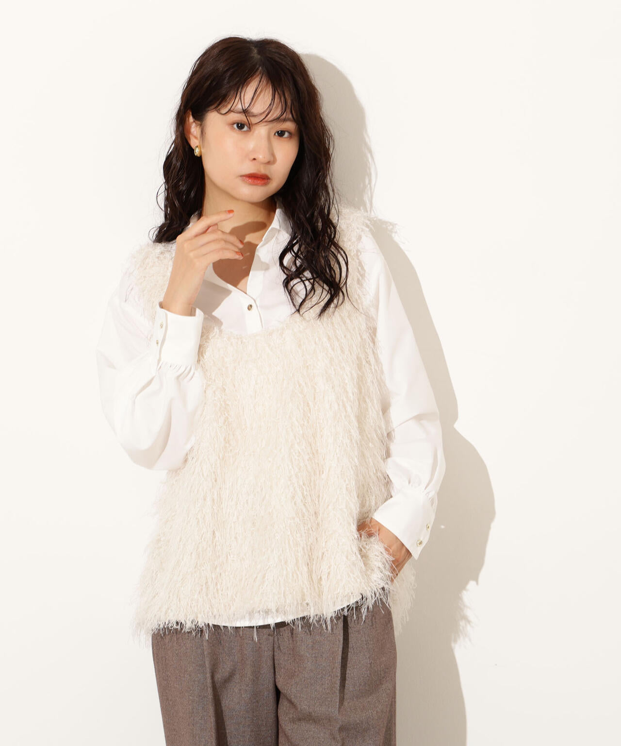 【小室安未さん着用】ゴールドボタン2wayリボンブラウス