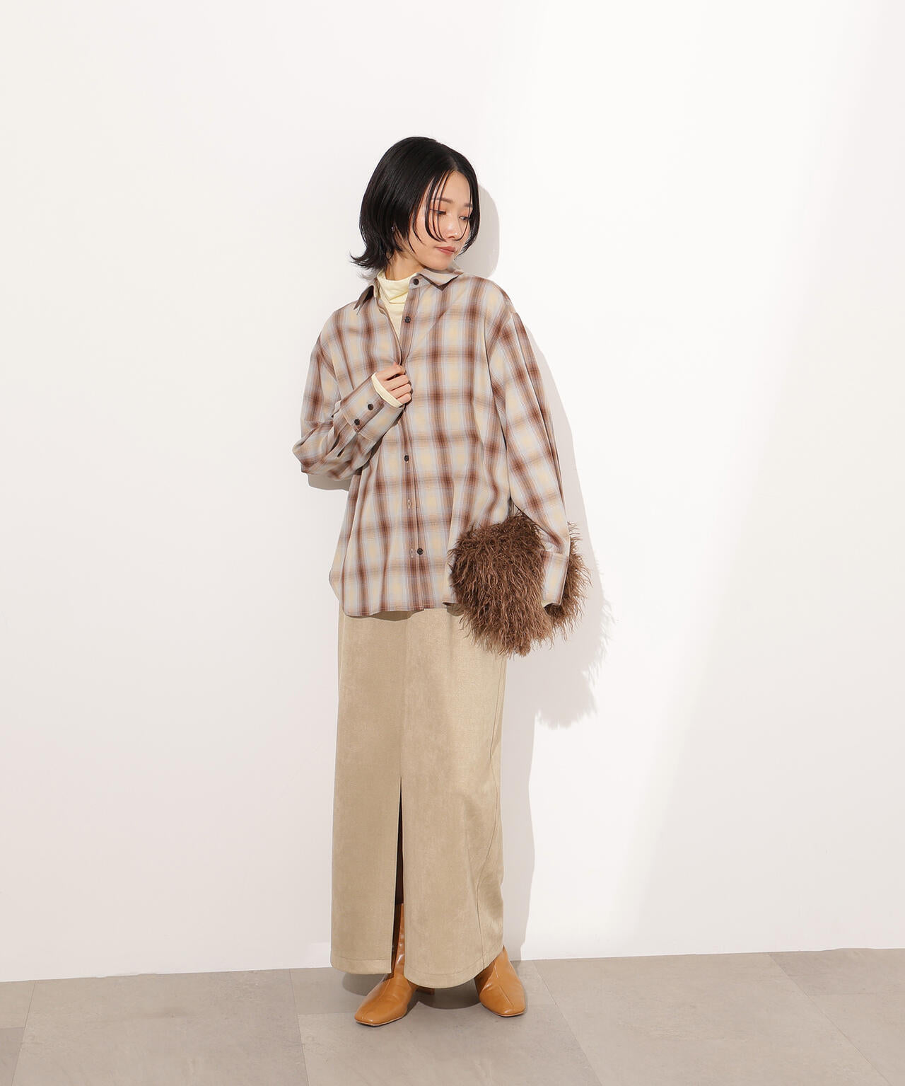 【岸本セシルさん着用】チェックオーバーシャツ