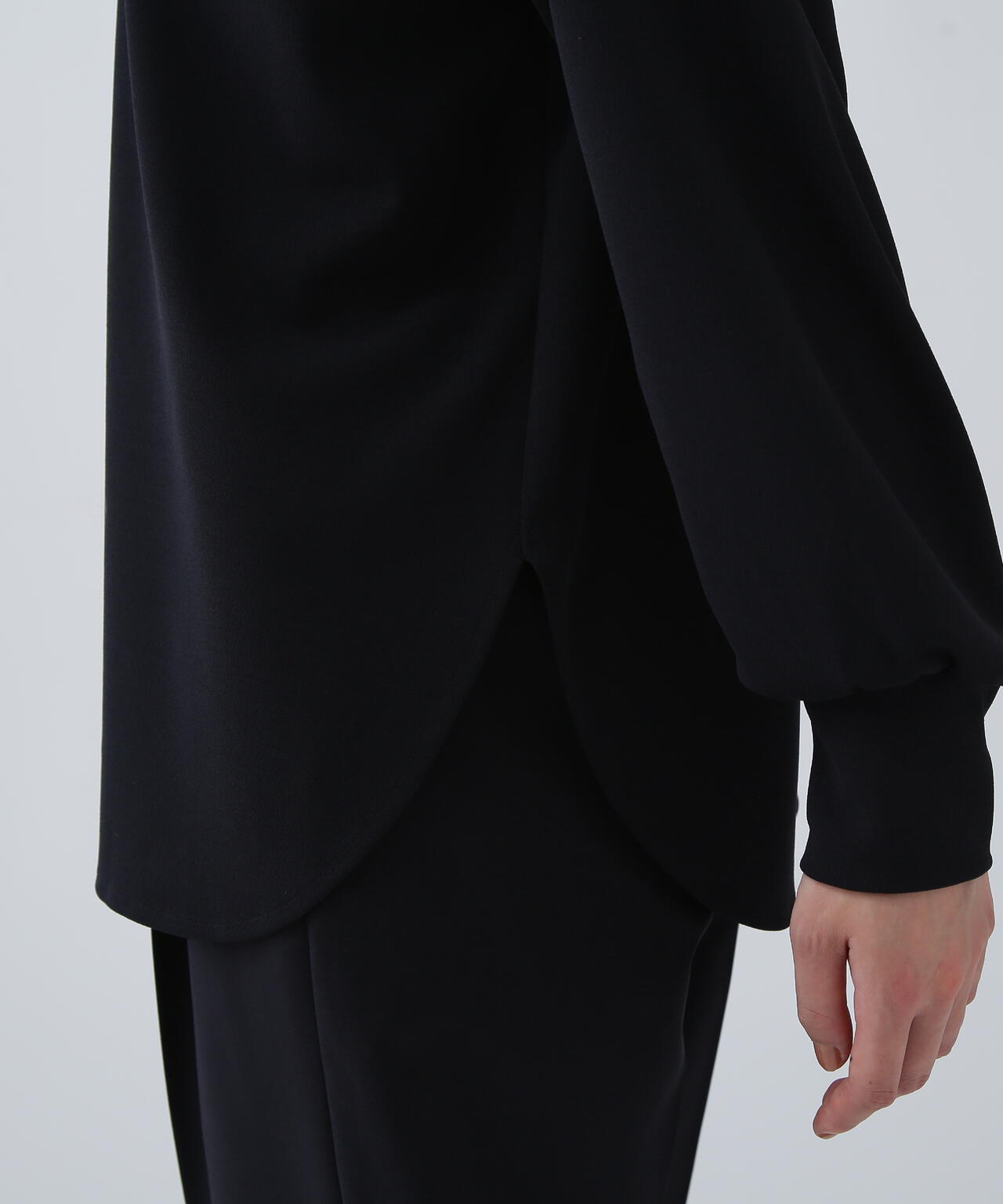 【瞬間コ-デ】襟をオンオフ。洗える楽ちんキレイ見えジャージークレリックブラウス